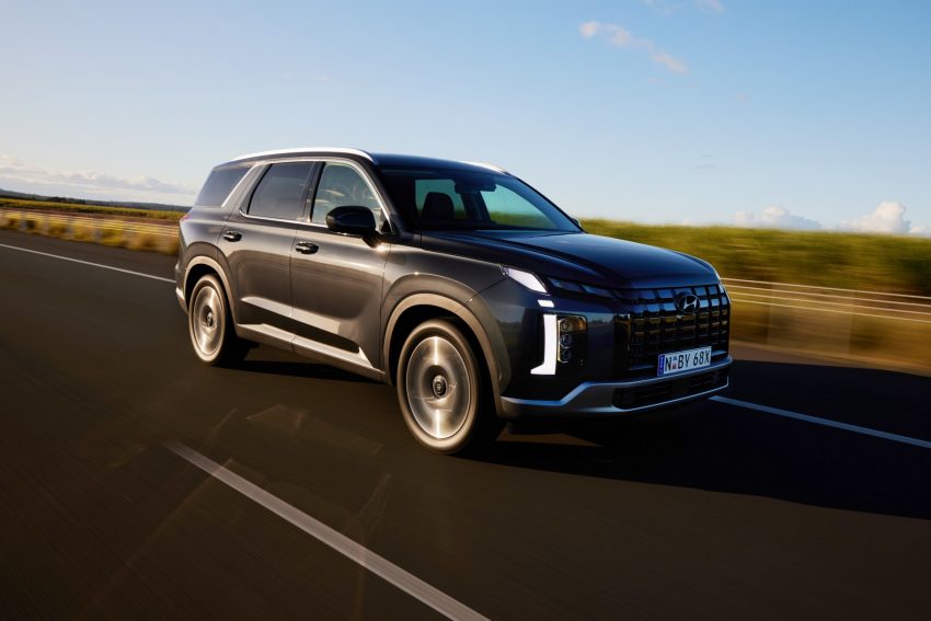 2023 Hyundai Palisade - AU version - Front Three-Quarter Wallpaper 850x567 #1