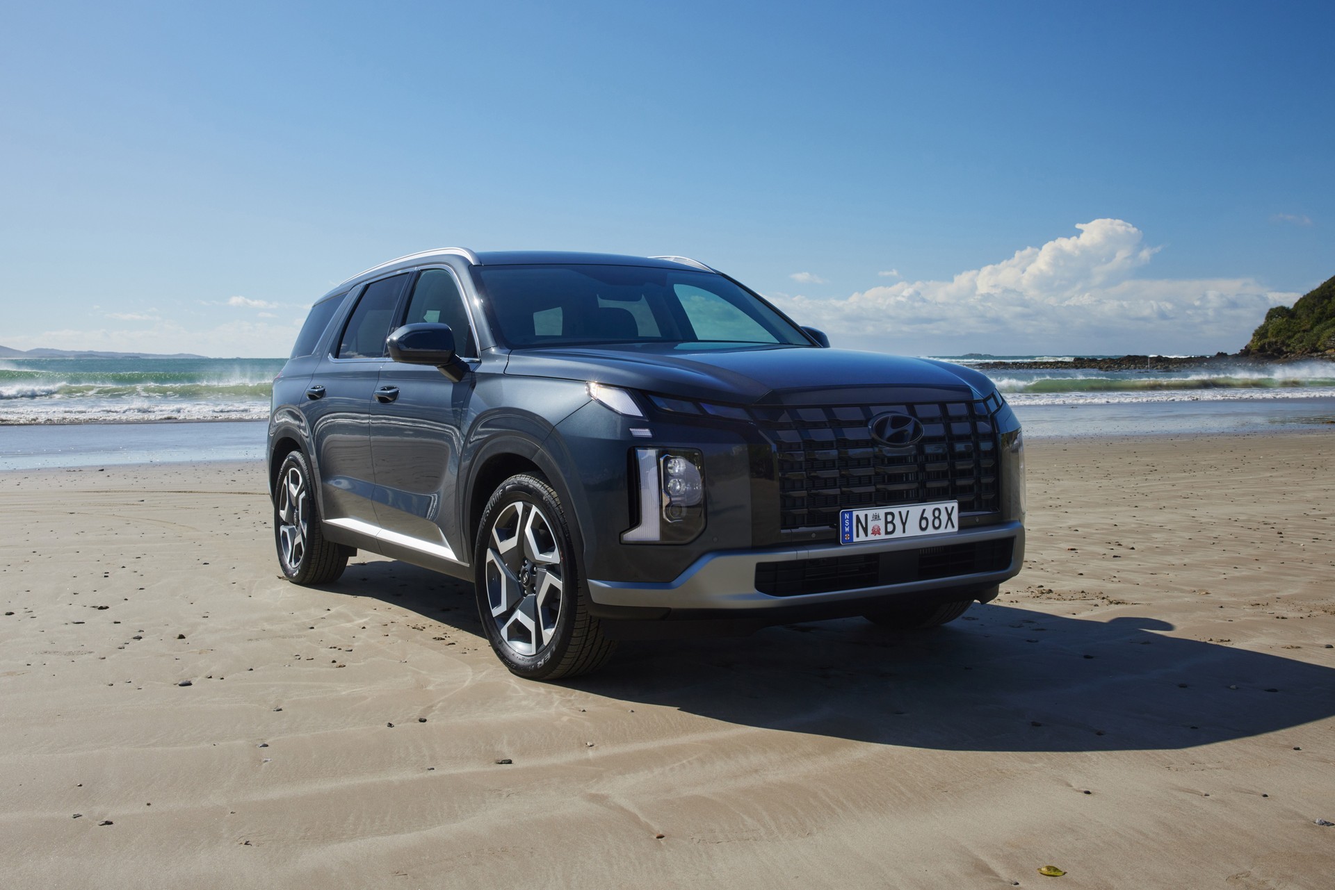 Download 2023 Hyundai Palisade - AU version - Front Three-Quarter HD Wallpaper 1920x1281 #9