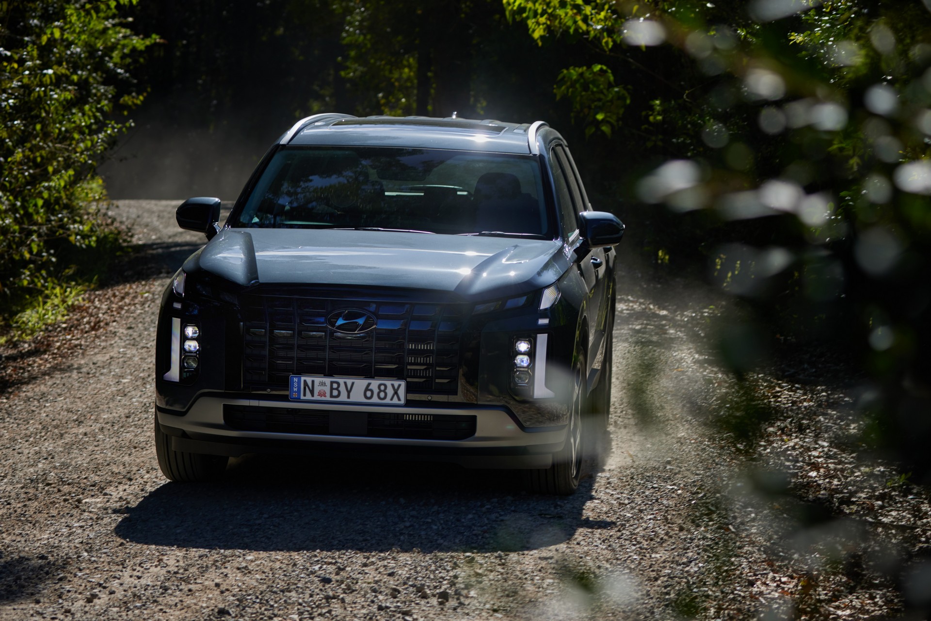 Download 2023 Hyundai Palisade - AU version - Front HD Wallpaper 1920x1281 #17