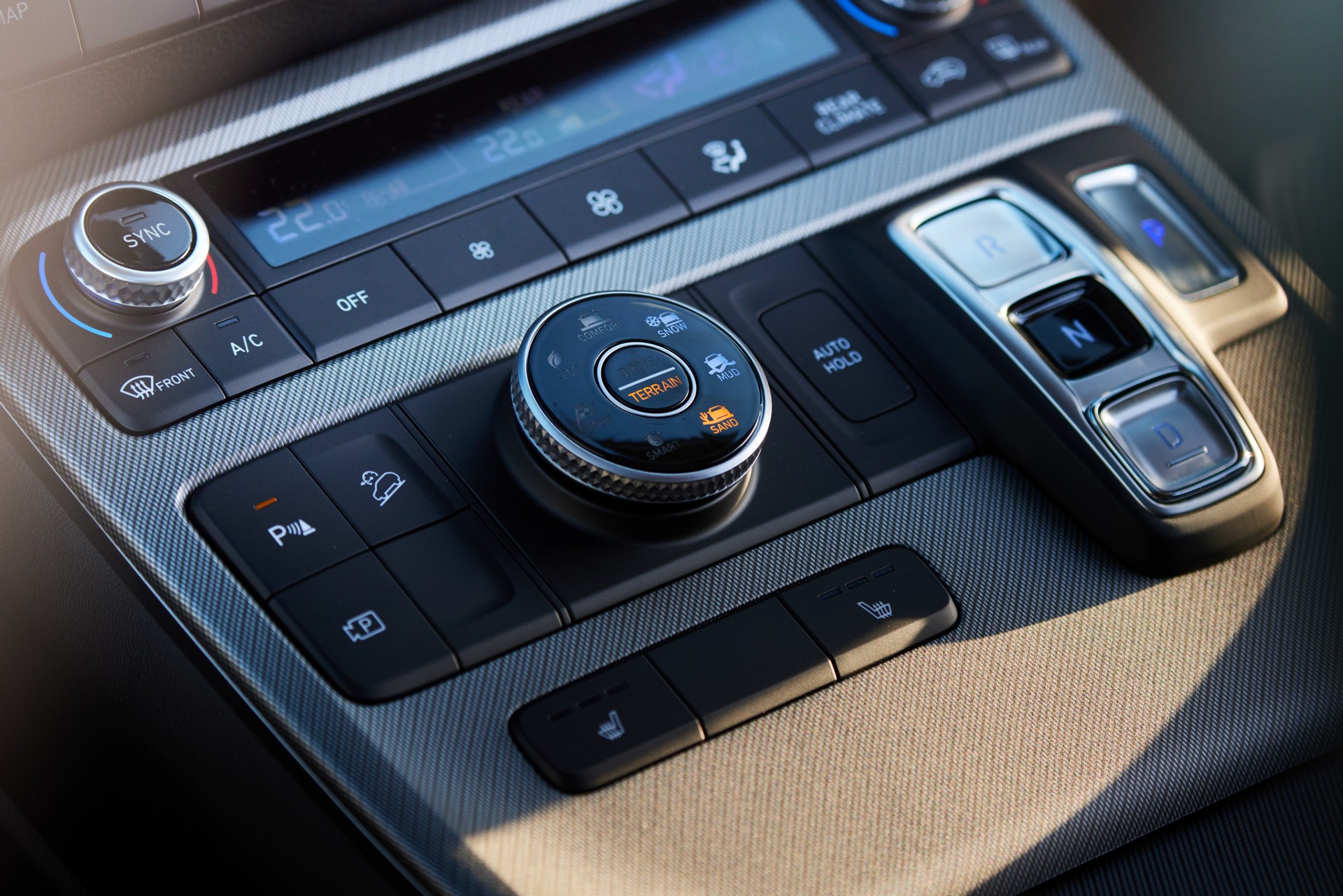 Download 2023 Hyundai Palisade - AU version - Interior, Detail HD Wallpaper 1920x1281 #34