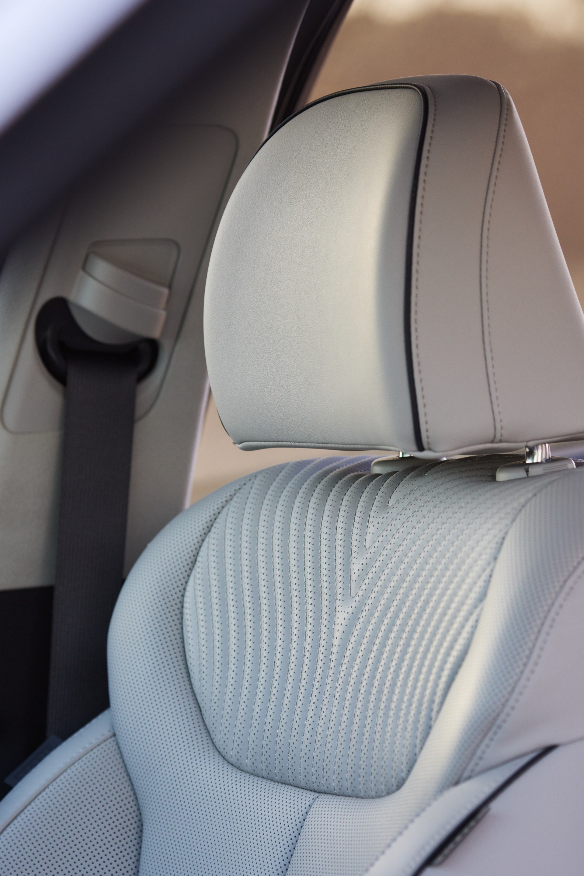 Download 2023 Hyundai Palisade - AU version - Interior, Seats HD Phone Wallpaper 1920x2879 #88