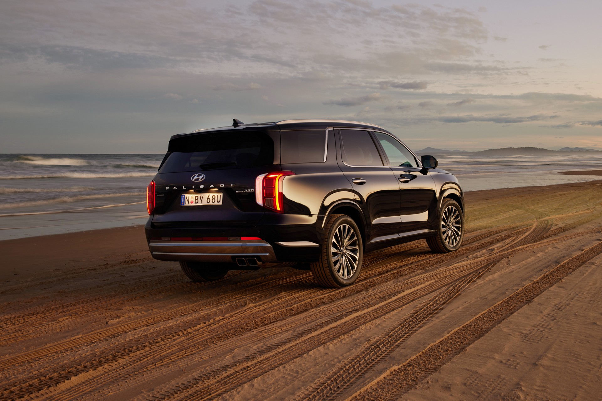 Download 2023 Hyundai Palisade - AU version - Rear Three-Quarter HD Wallpaper 1920x1281 #43