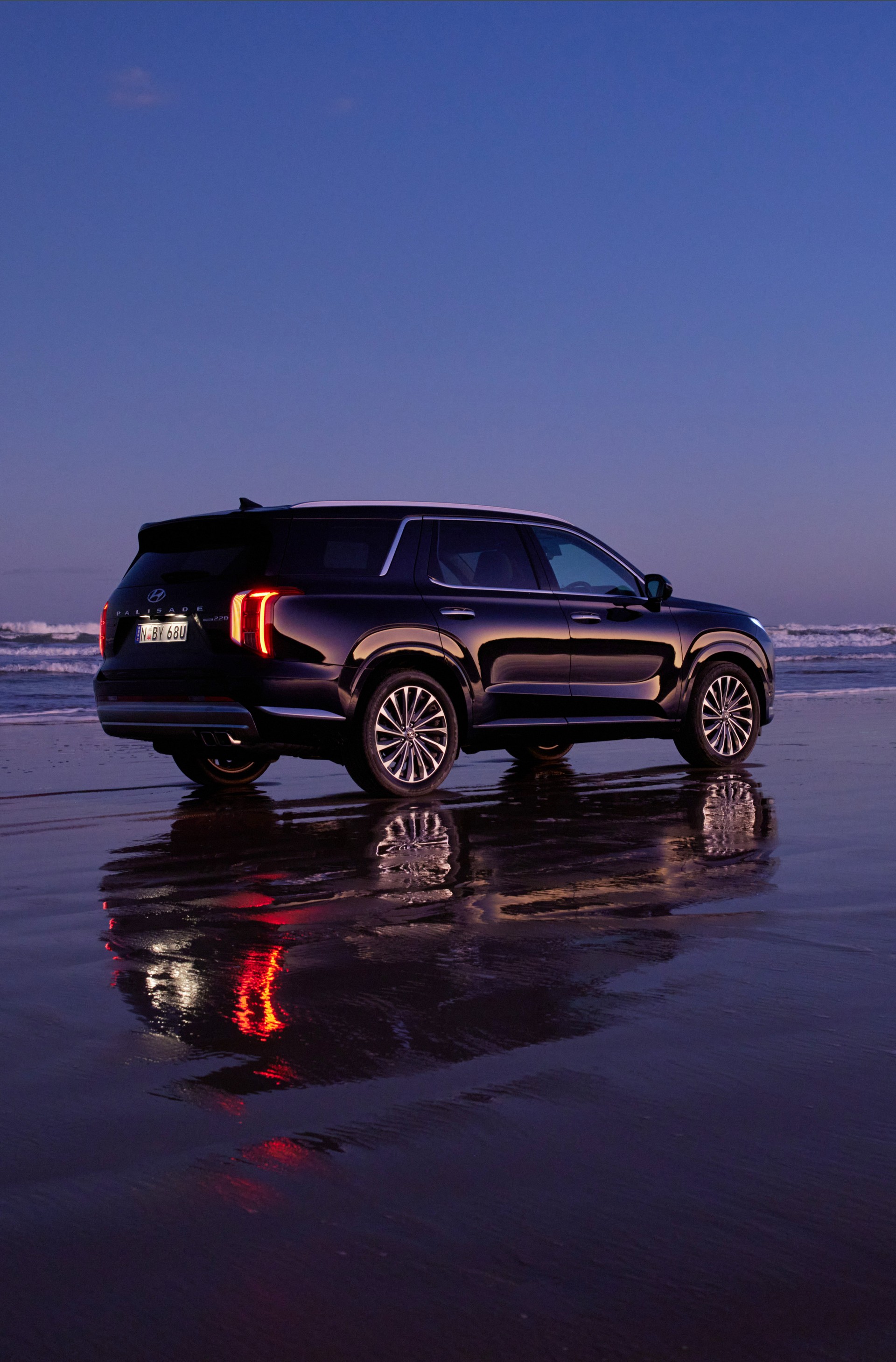 Download 2023 Hyundai Palisade - AU version - Rear Three-Quarter HD Phone Wallpaper 1920x2919 #49