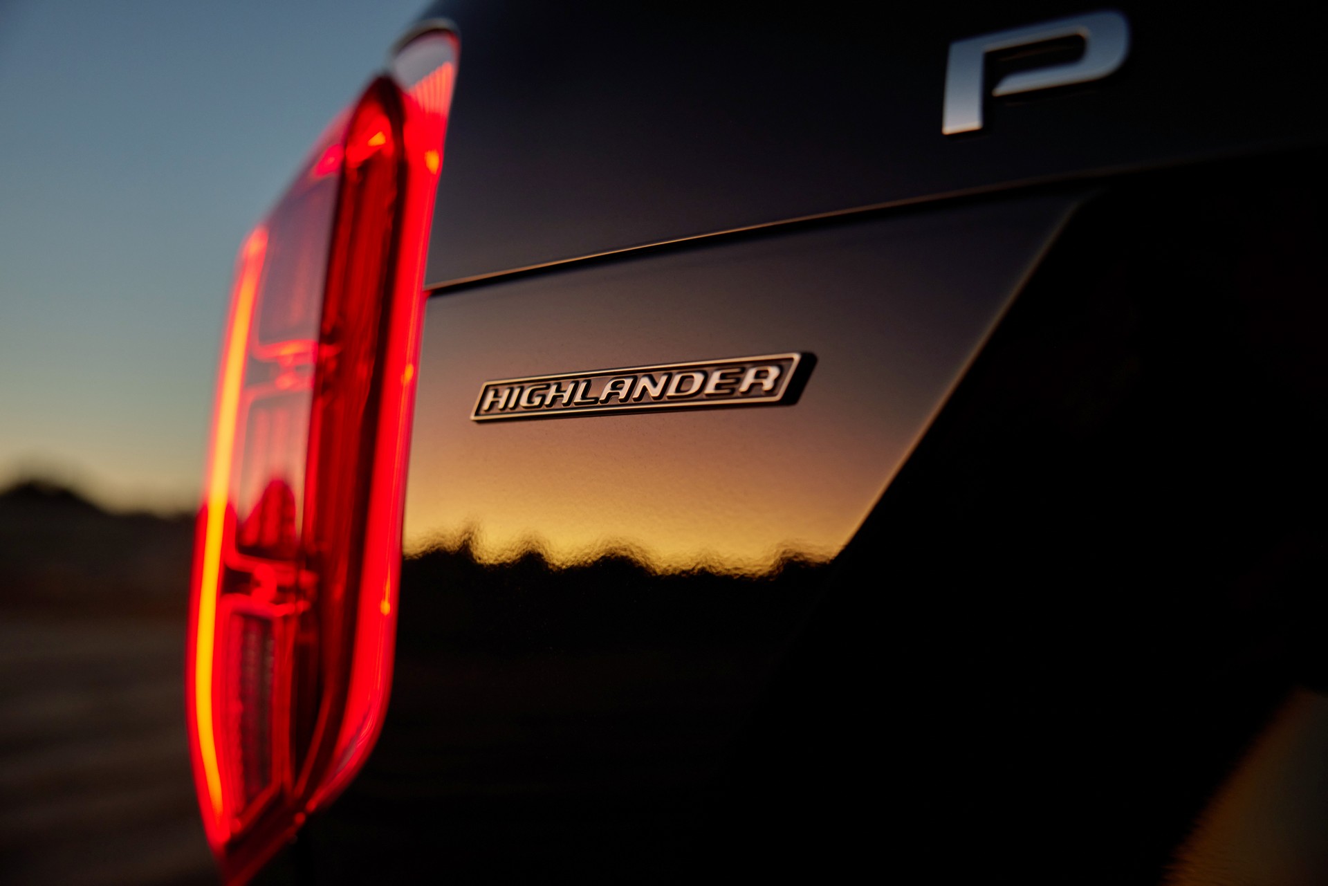 Download 2023 Hyundai Palisade - AU version - Tail Light HD Wallpaper 1920x1281 #81