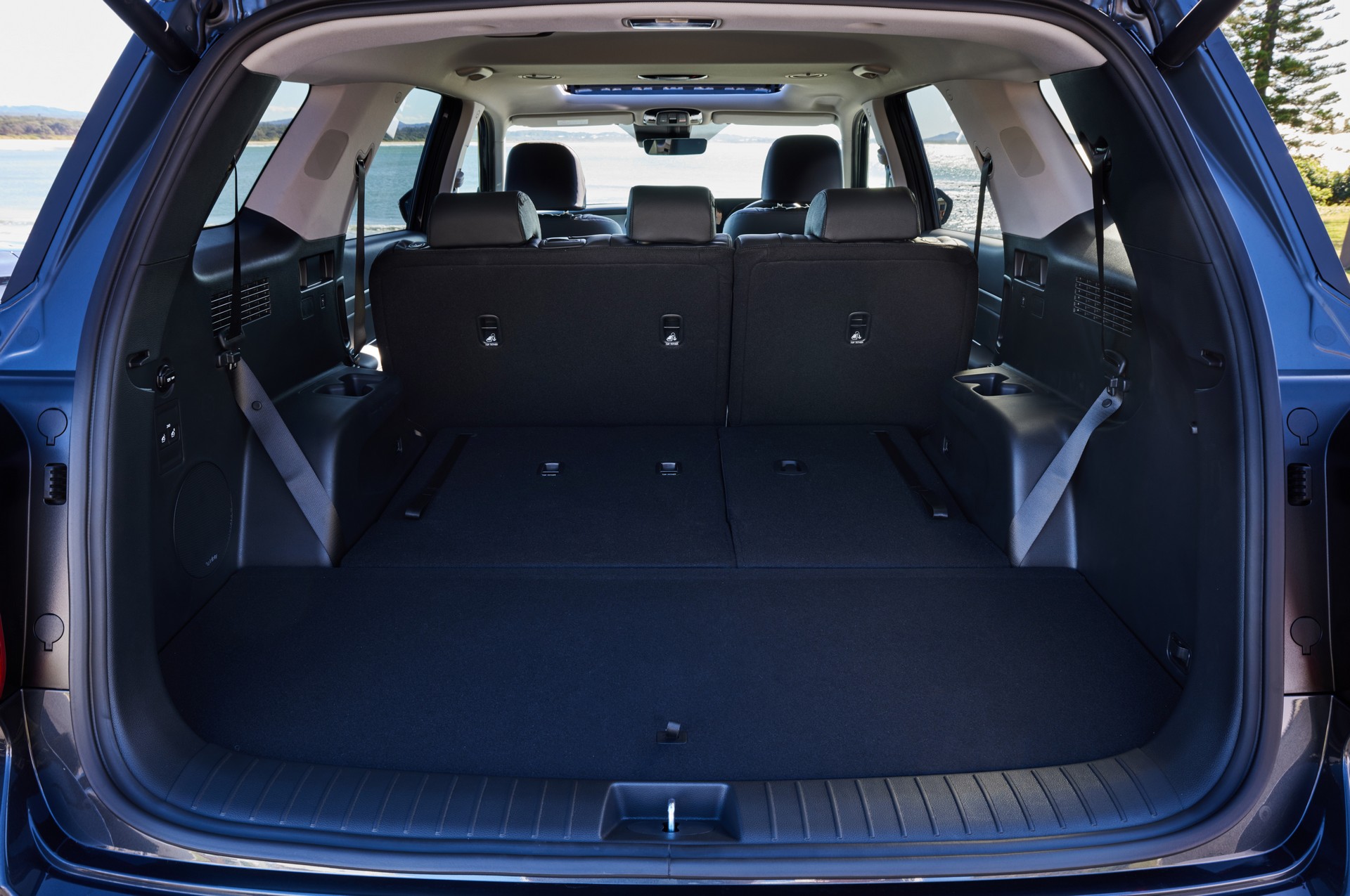 Download 2023 Hyundai Palisade - AU version - Trunk HD Wallpaper 1920x1275 #38