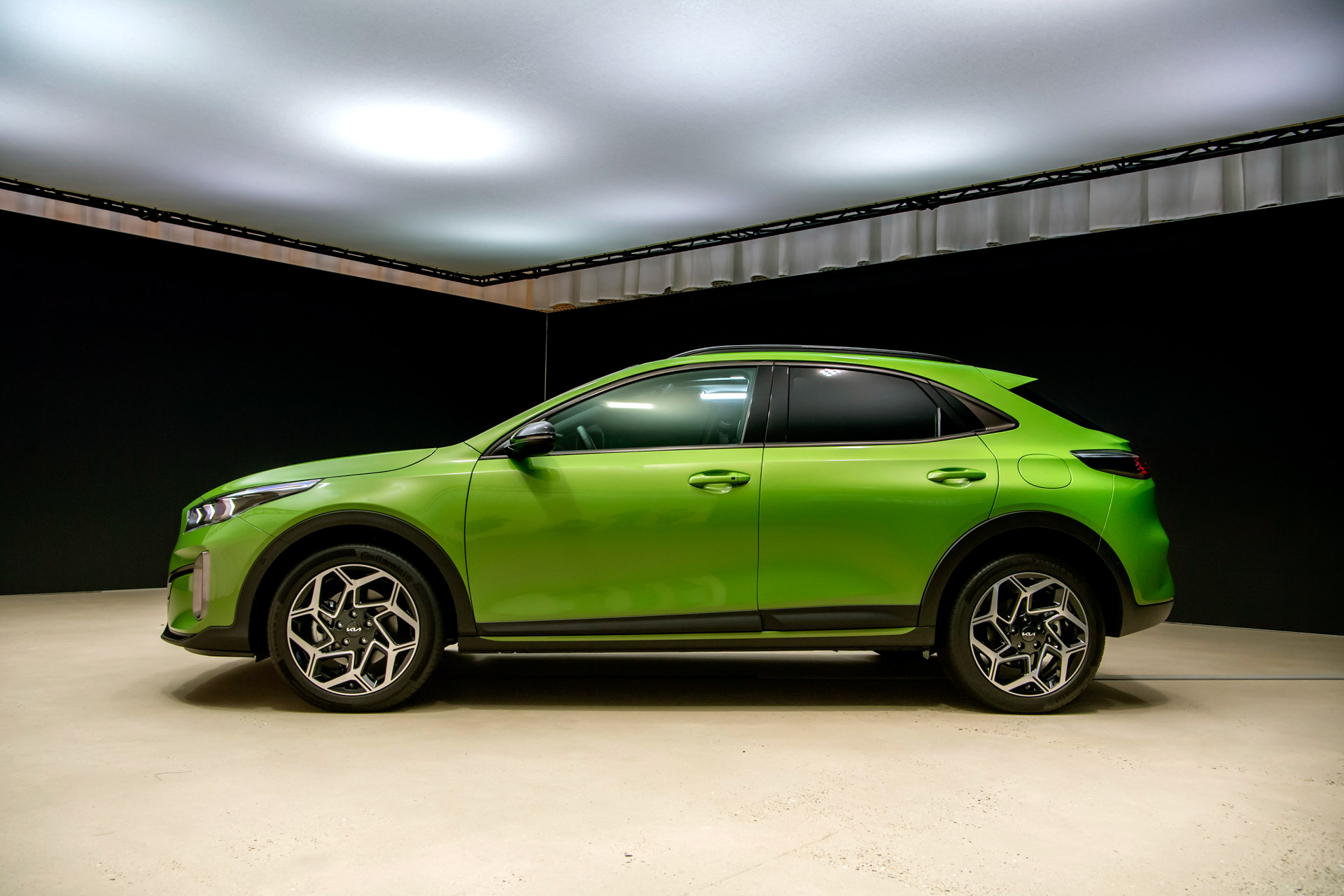 Download 2023 Kia XCeed GT-Line - Side HD Wallpaper 1920x1280 #8