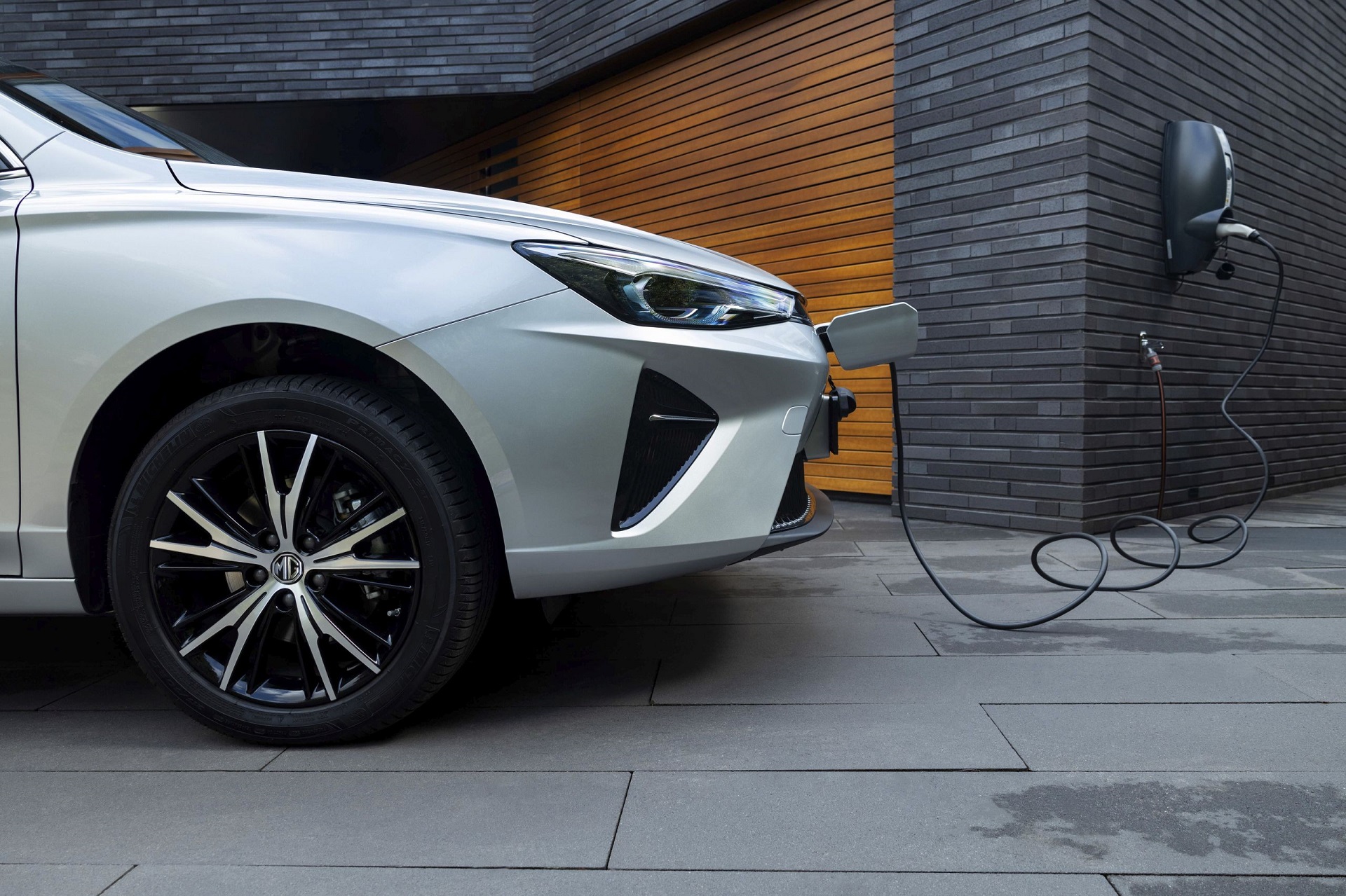 Download 2023 MG 5 EV - Charging HD Wallpaper 1920x1279 #22