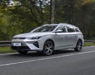 2023 MG 5 EV - Front Three-Quarter Wallpaper 190x150