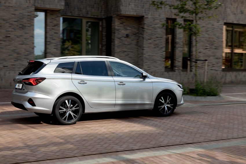 2023 MG 5 EV - Side Wallpaper 850x567 #18