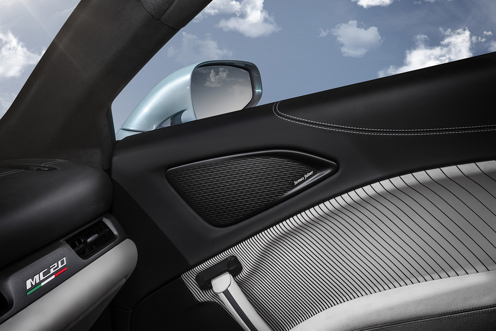 Download 2023 Maserati MC20 Cielo - Interior, Detail HD Wallpaper 1921x1281 #55