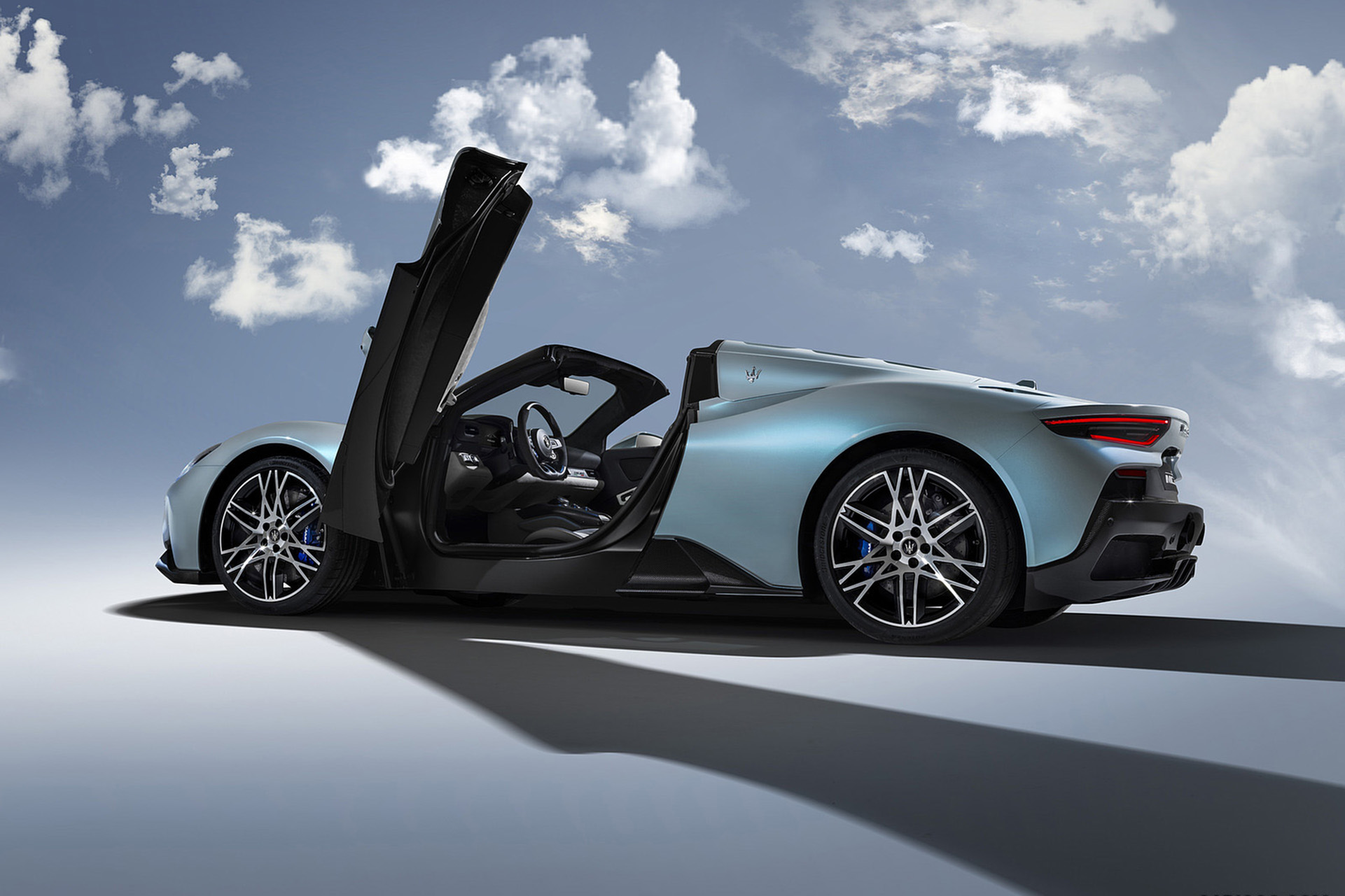 Download 2023 Maserati MC20 Cielo - Side HD Wallpaper 1921x1281 #29