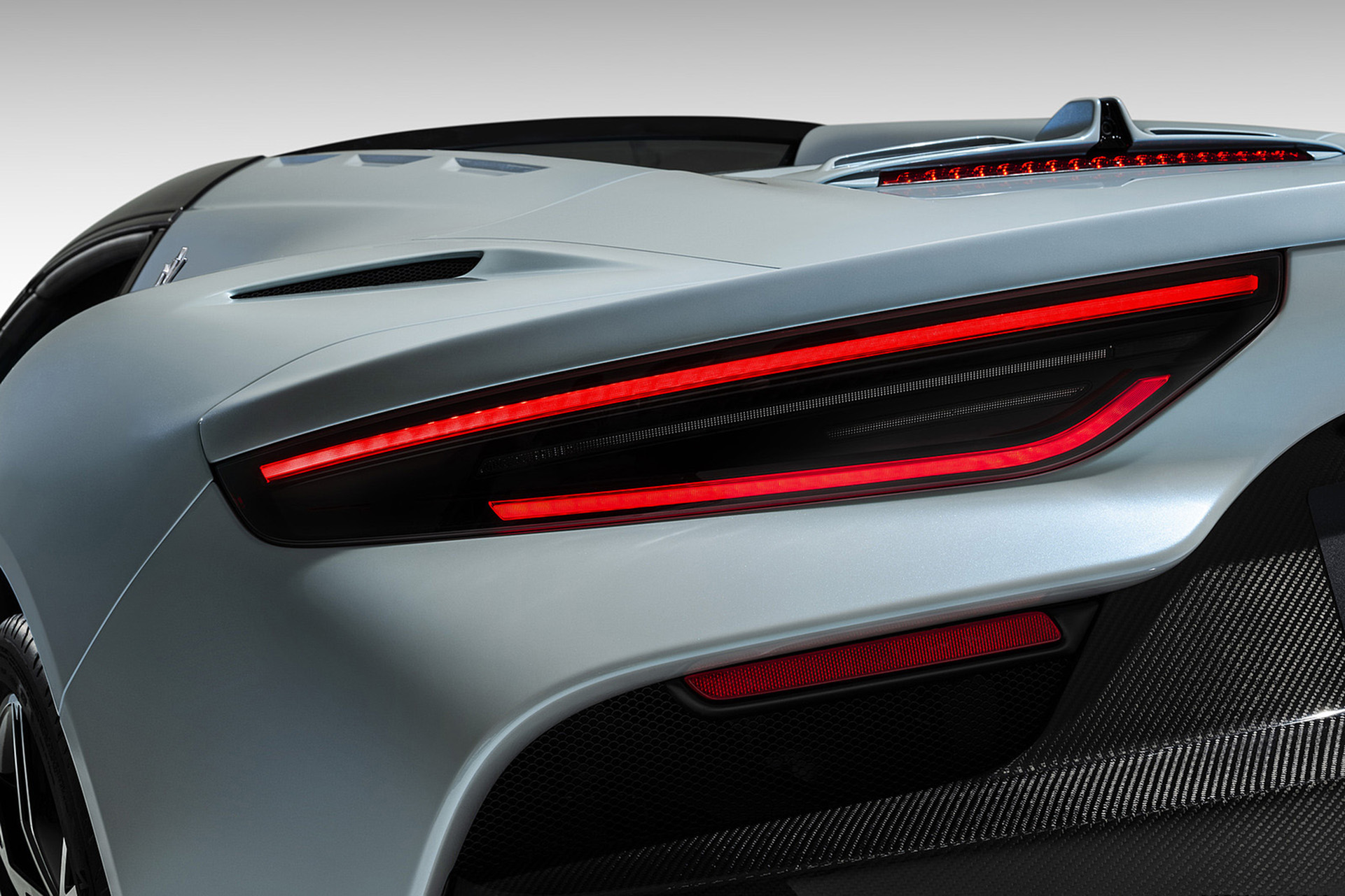 Download 2023 Maserati MC20 Cielo - Tail Light HD Wallpaper 1921x1281 #83