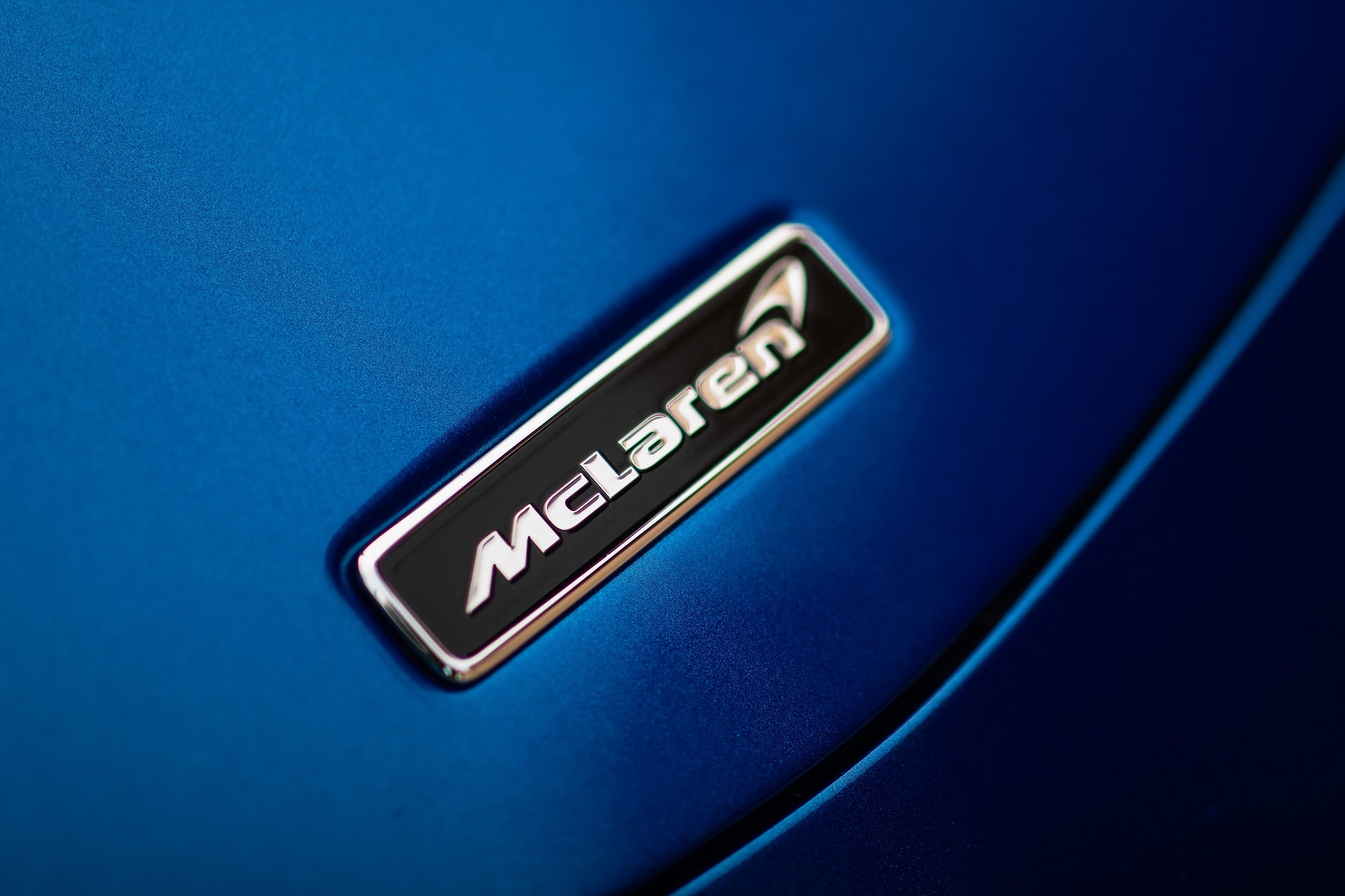 Download 2023 McLaren Artura - Badge HD Wallpaper 1921x1280 #14