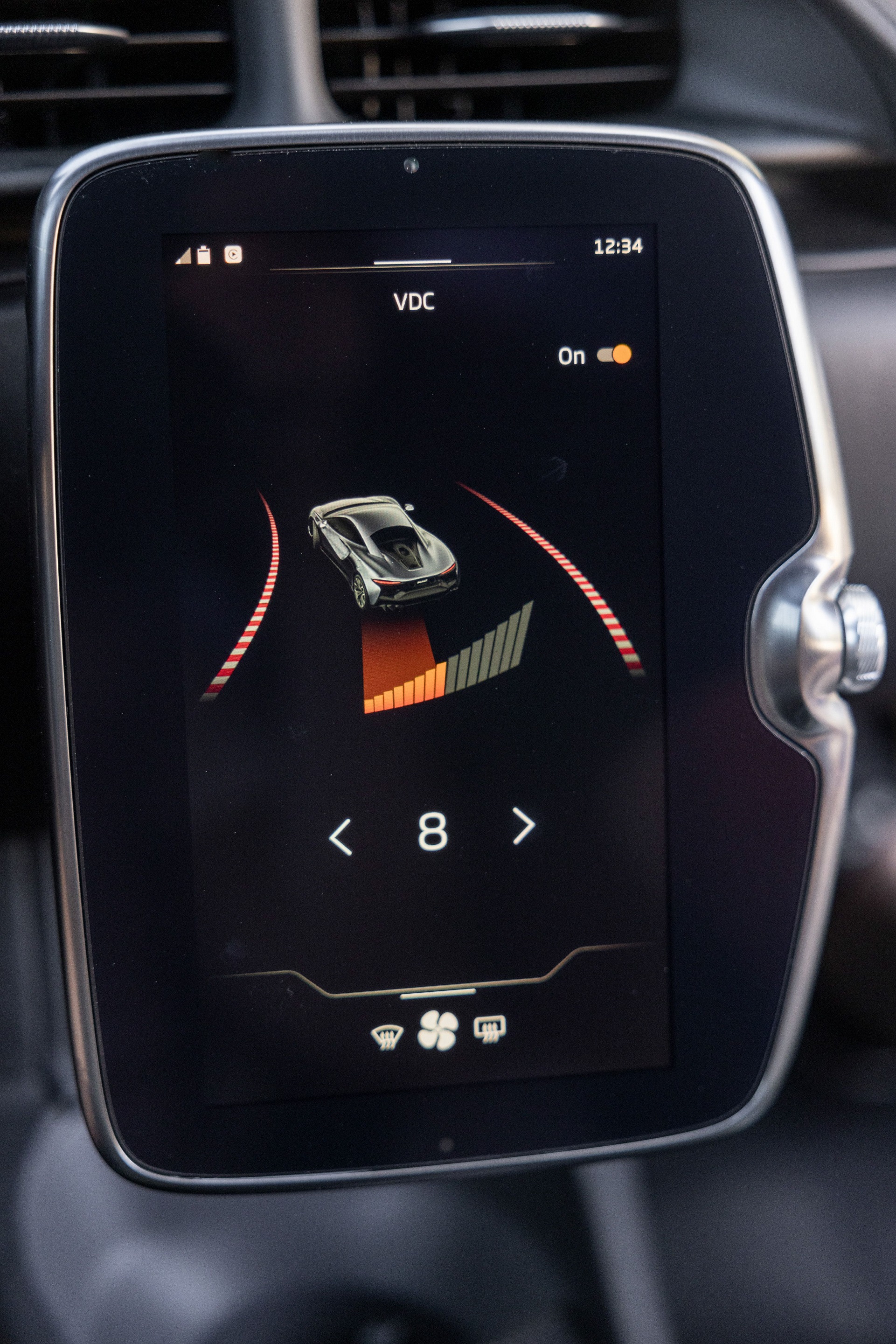 Download 2023 McLaren Artura - Central Console HD Phone Wallpaper 1921x2881 #25