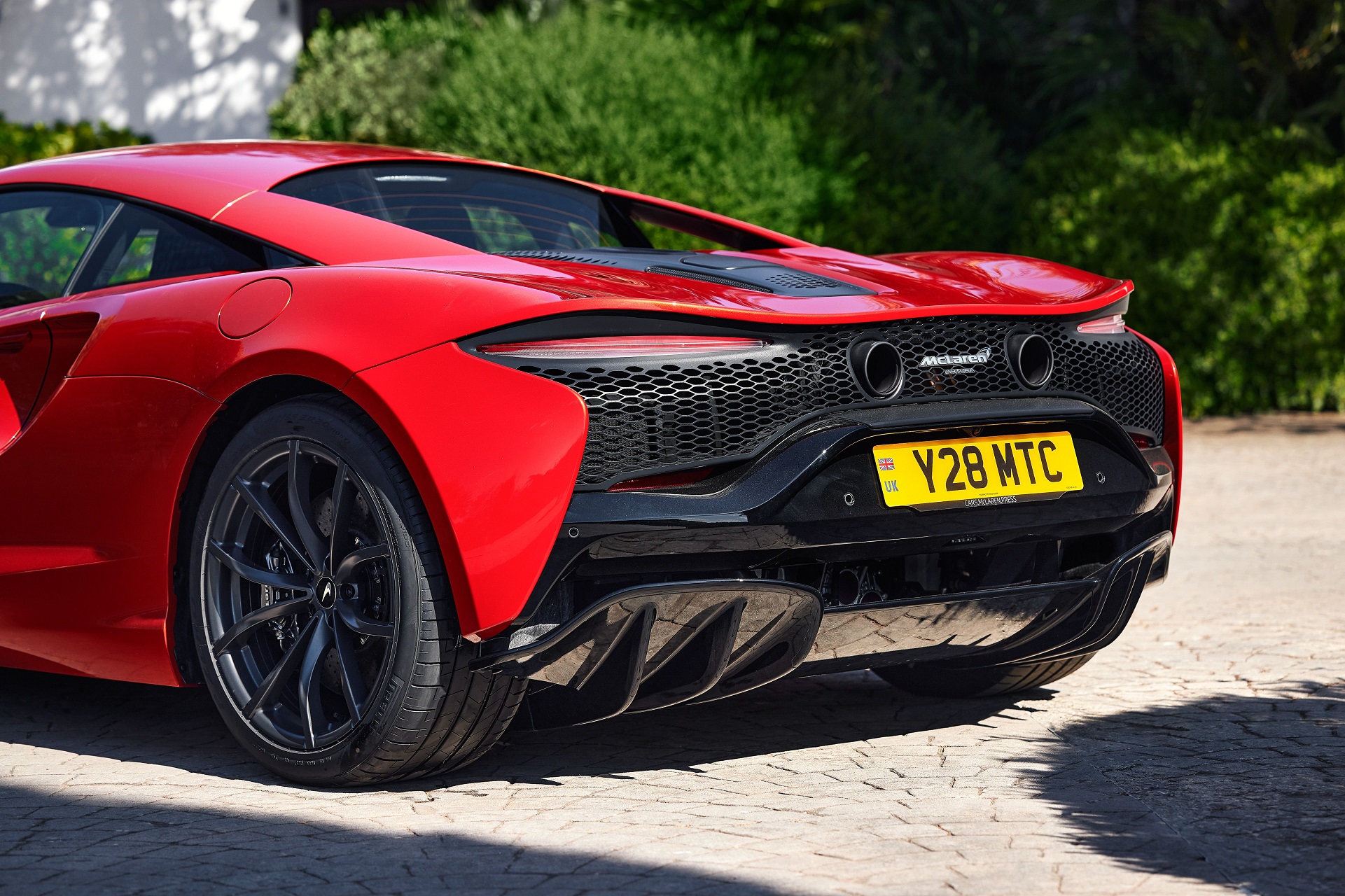 Download 2023 McLaren Artura - Detail HD Wallpaper 1921x1280 #45