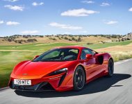 2023 McLaren Artura - Front Three-Quarter Wallpaper 190x150