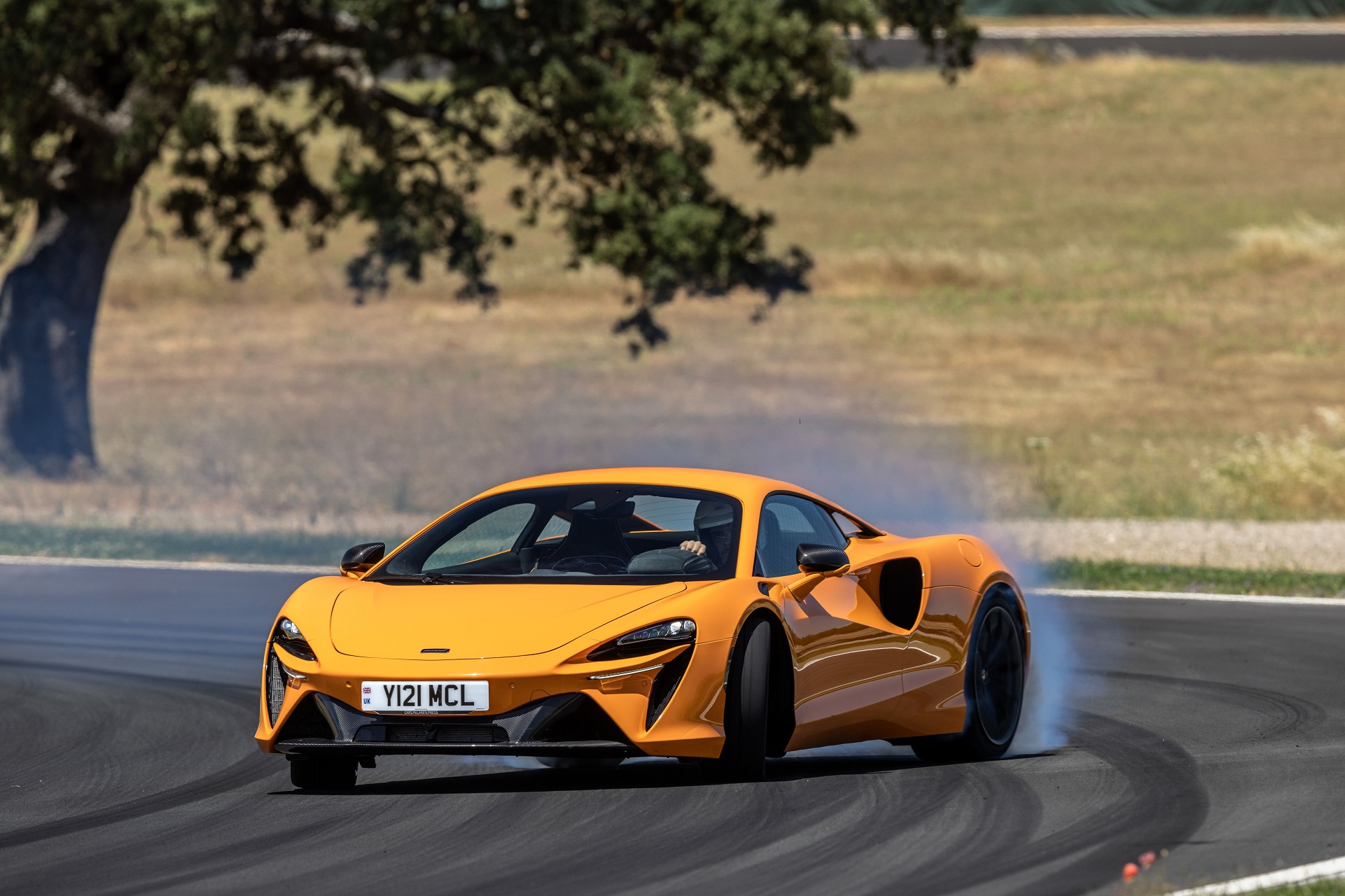 Download 2023 McLaren Artura - Front Three-Quarter HD Wallpaper 1921x1280 #48