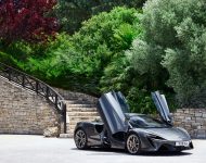 2023 McLaren Artura - Front Three-Quarter Wallpaper 190x150