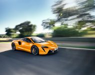 2023 McLaren Artura - Front Three-Quarter Wallpaper 190x150