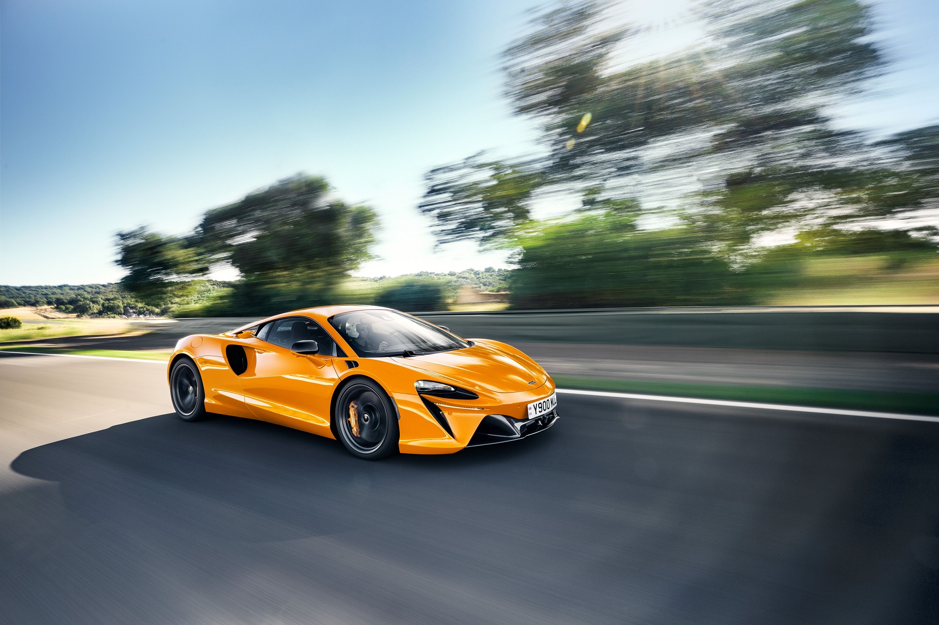 Download 2023 McLaren Artura - Front Three-Quarter HD Wallpaper 1921x1280 #51