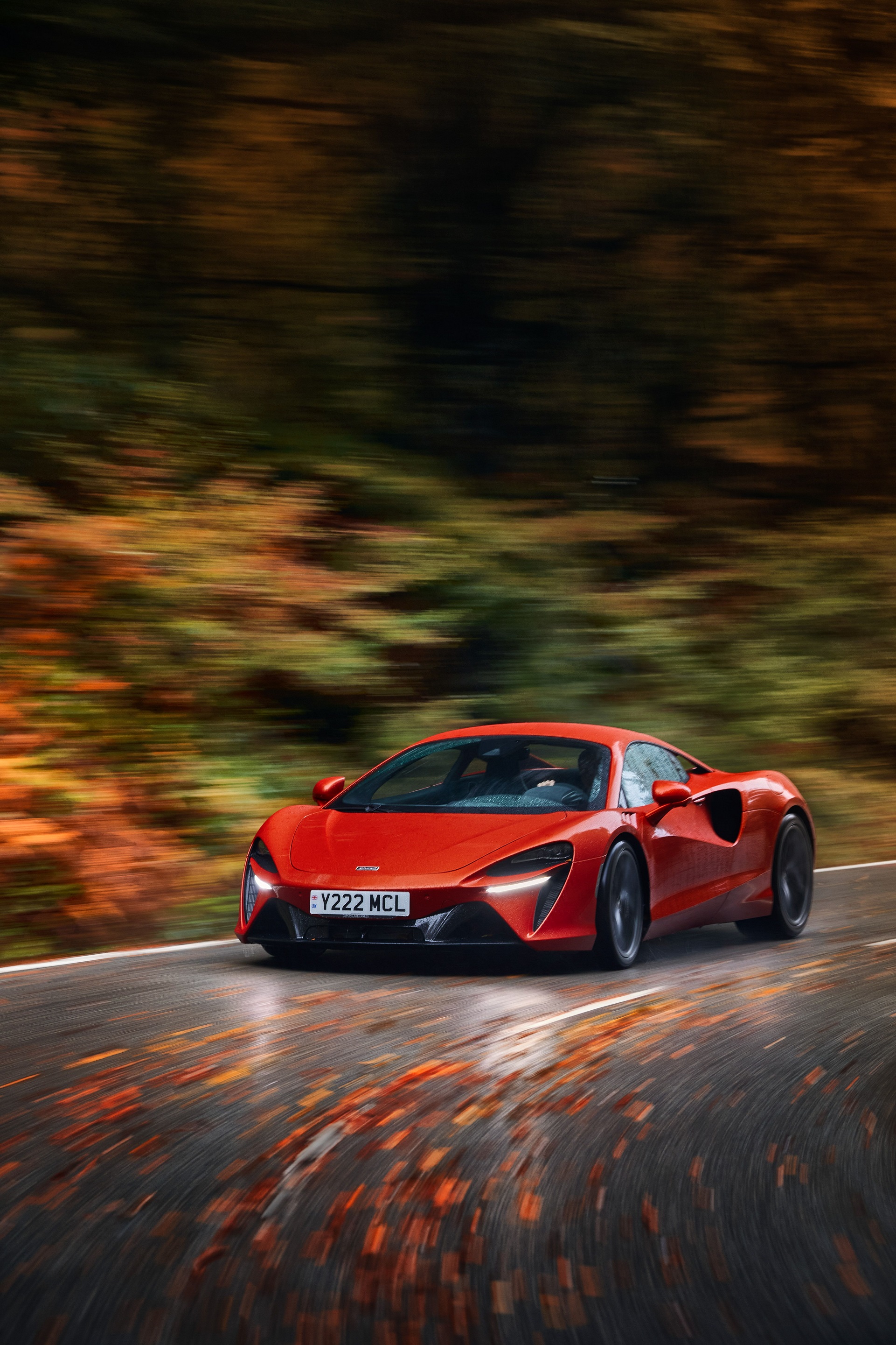 Download 2023 McLaren Artura - Front HD Phone Wallpaper 1921x2881 #38