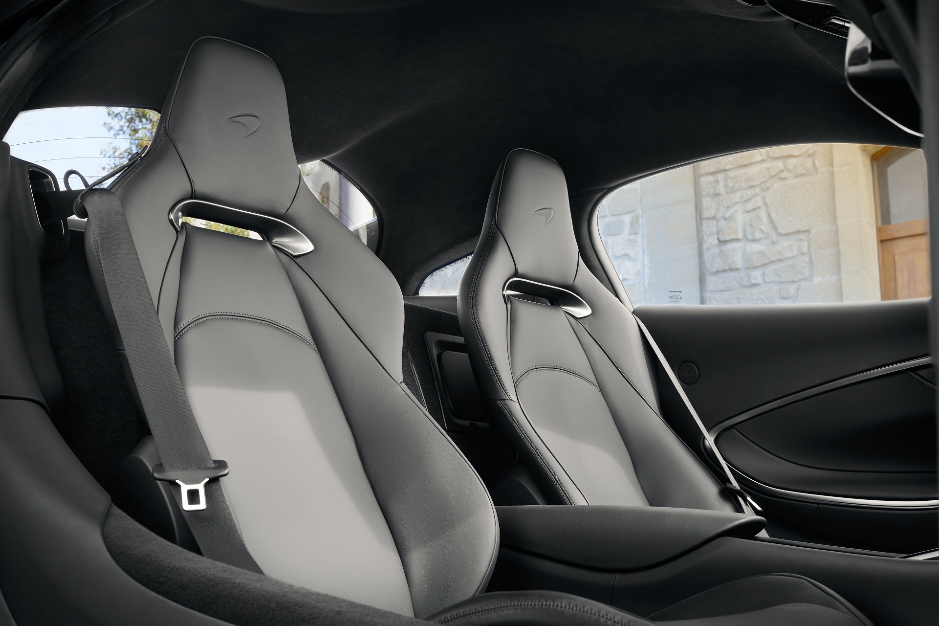 Download 2023 McLaren Artura - Interior, Seats HD Wallpaper 1921x1280 #18