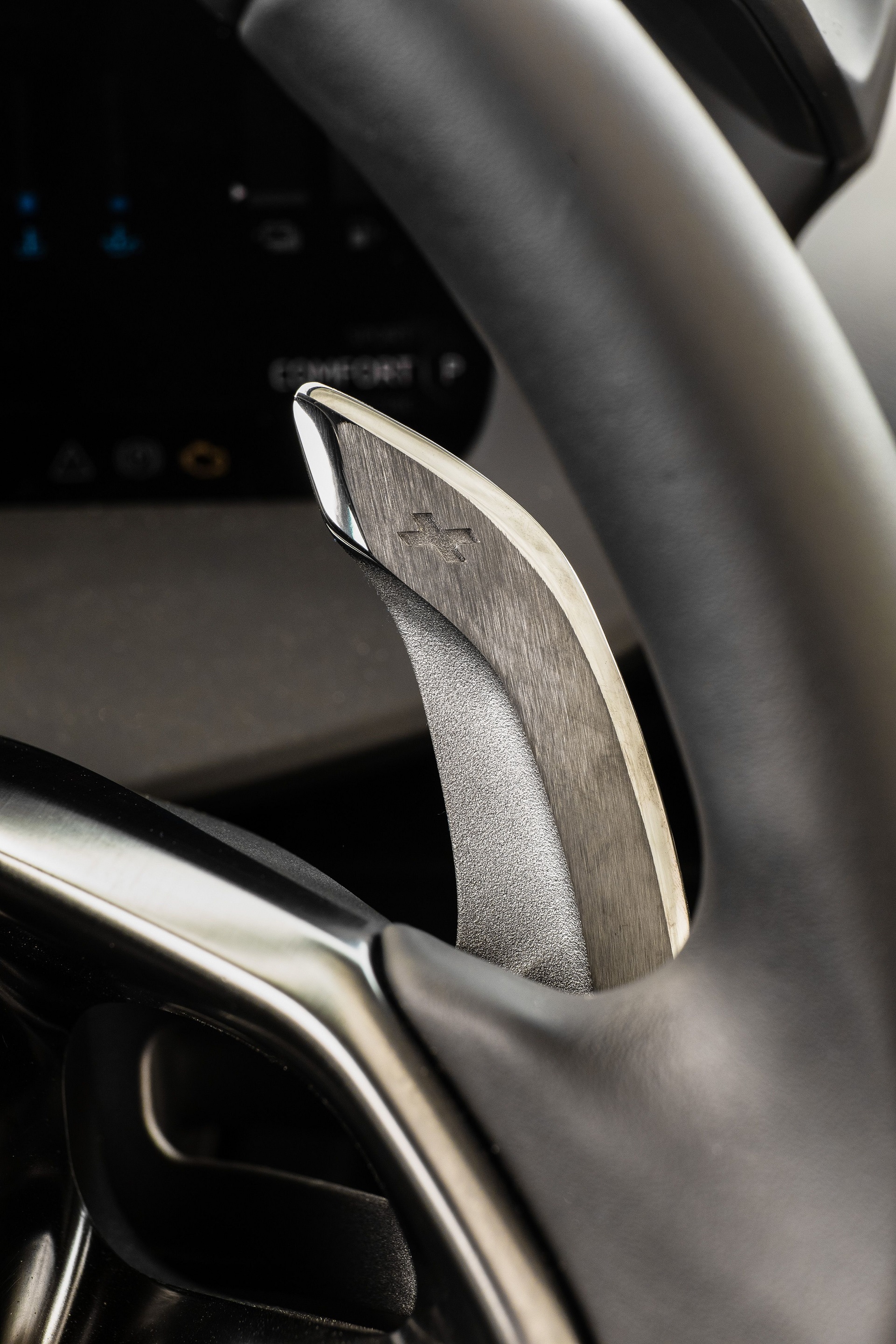 Download 2023 McLaren Artura - Paddle Shifters HD Phone Wallpaper 1921x2881 #22