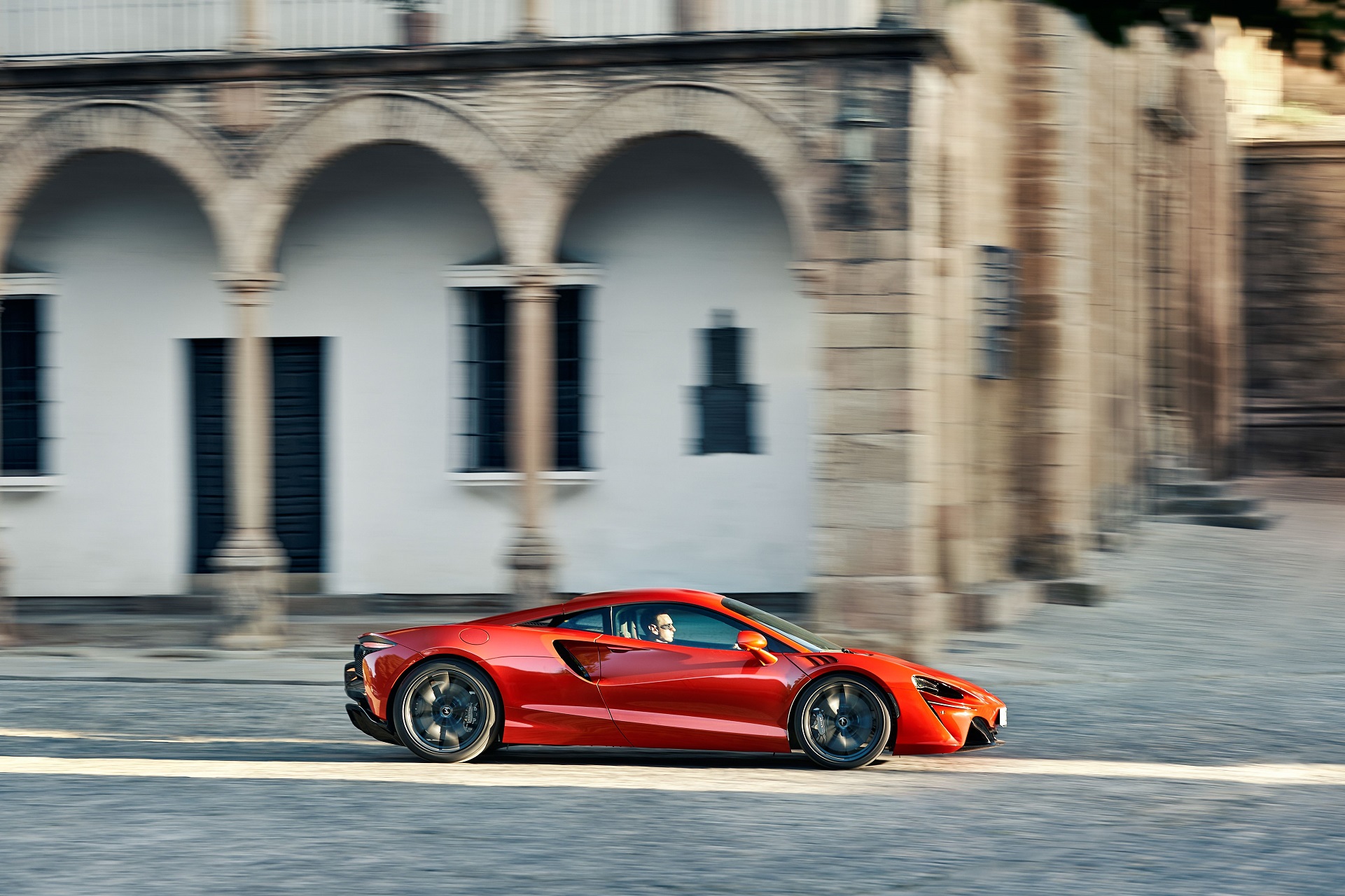 Download 2023 McLaren Artura - Side HD Wallpaper 1921x1280 #36