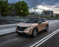 2023 Nissan Ariya - Front Three-Quarter Wallpaper 190x150