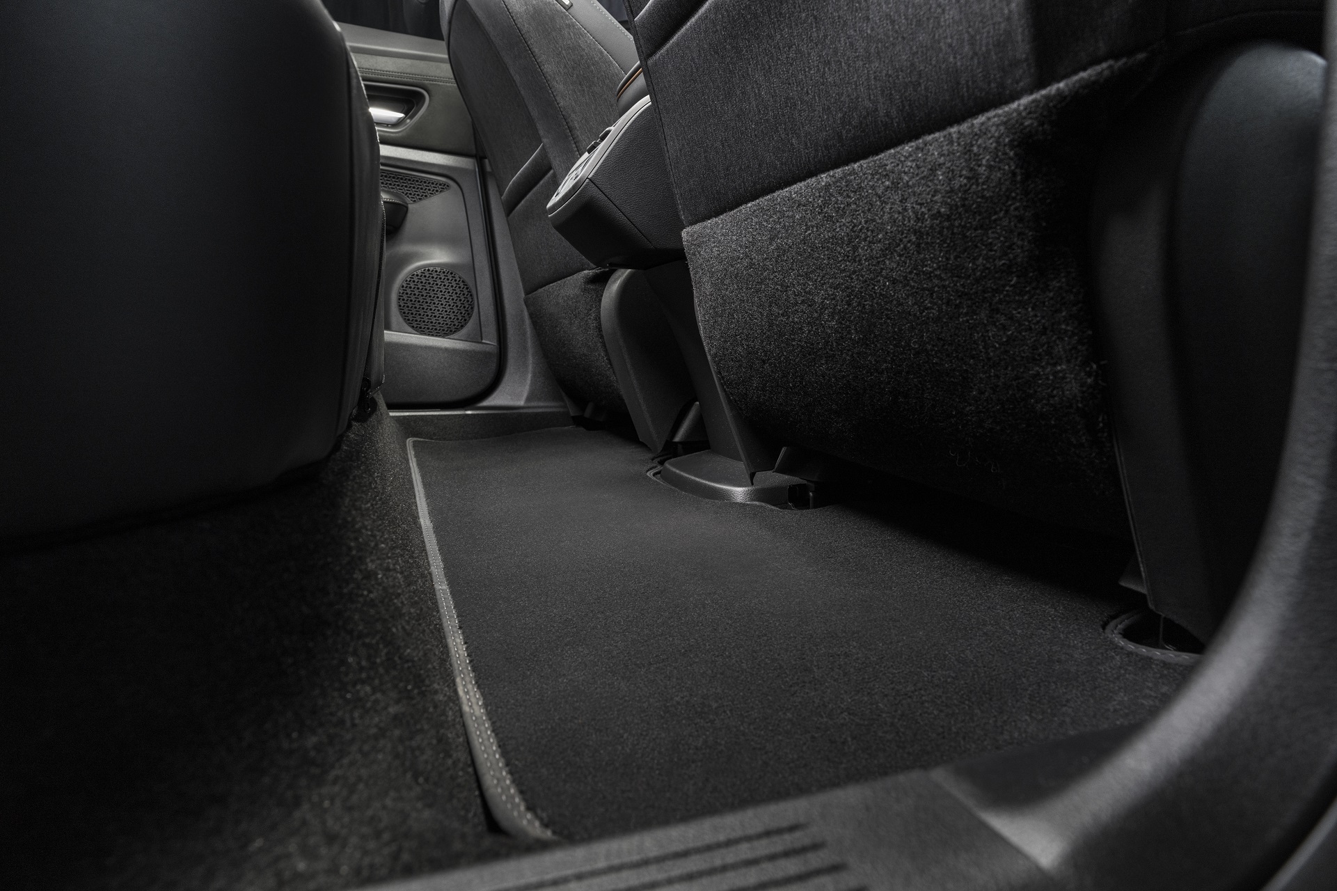 Download 2023 Nissan Ariya - Interior, Detail HD Wallpaper 1921x1280 #55