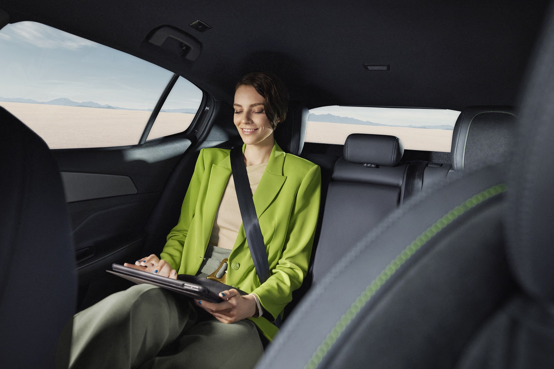 Download 2023 Peugeot 408 - Interior, Rear Seats HD Wallpaper 1920x1280 #111