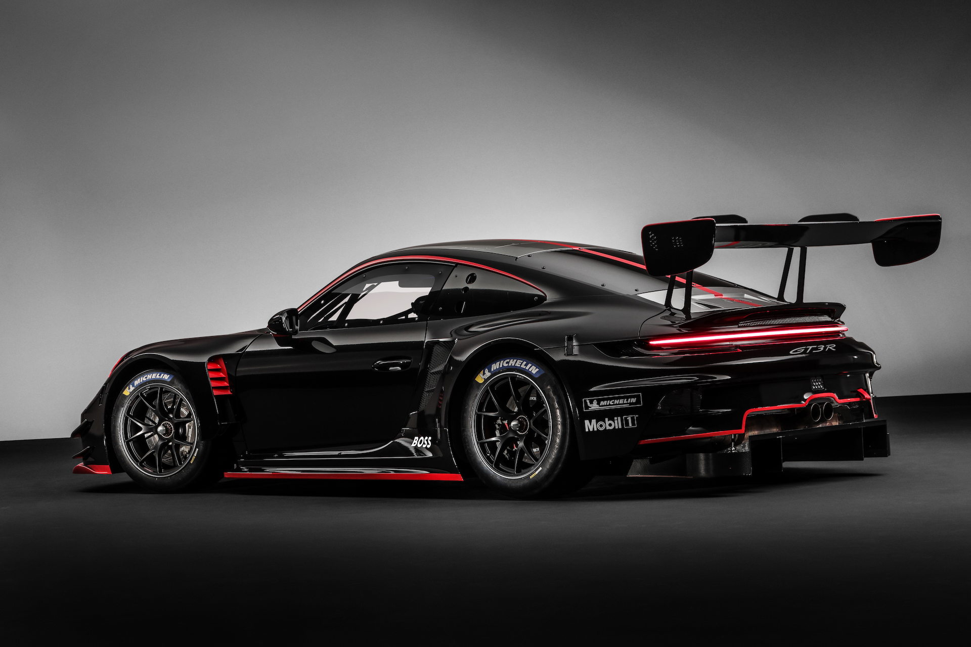 2025 Porsche 911 GT3 R Rear ThreeQuarter Wallpapers 7 MotorTread