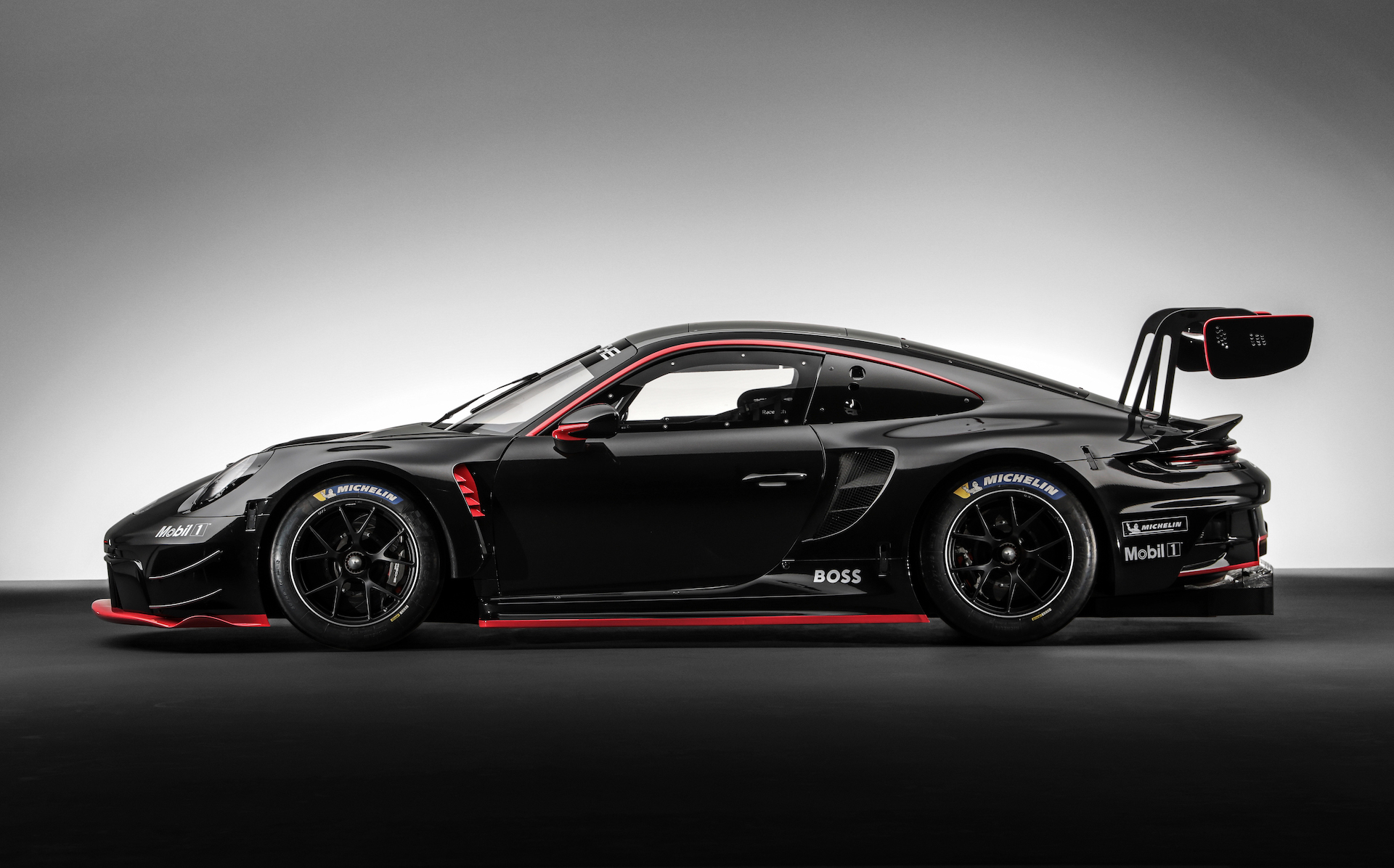 Download 2023 Porsche 911 GT3 R - Side HD Wallpaper 1920x1196 #12