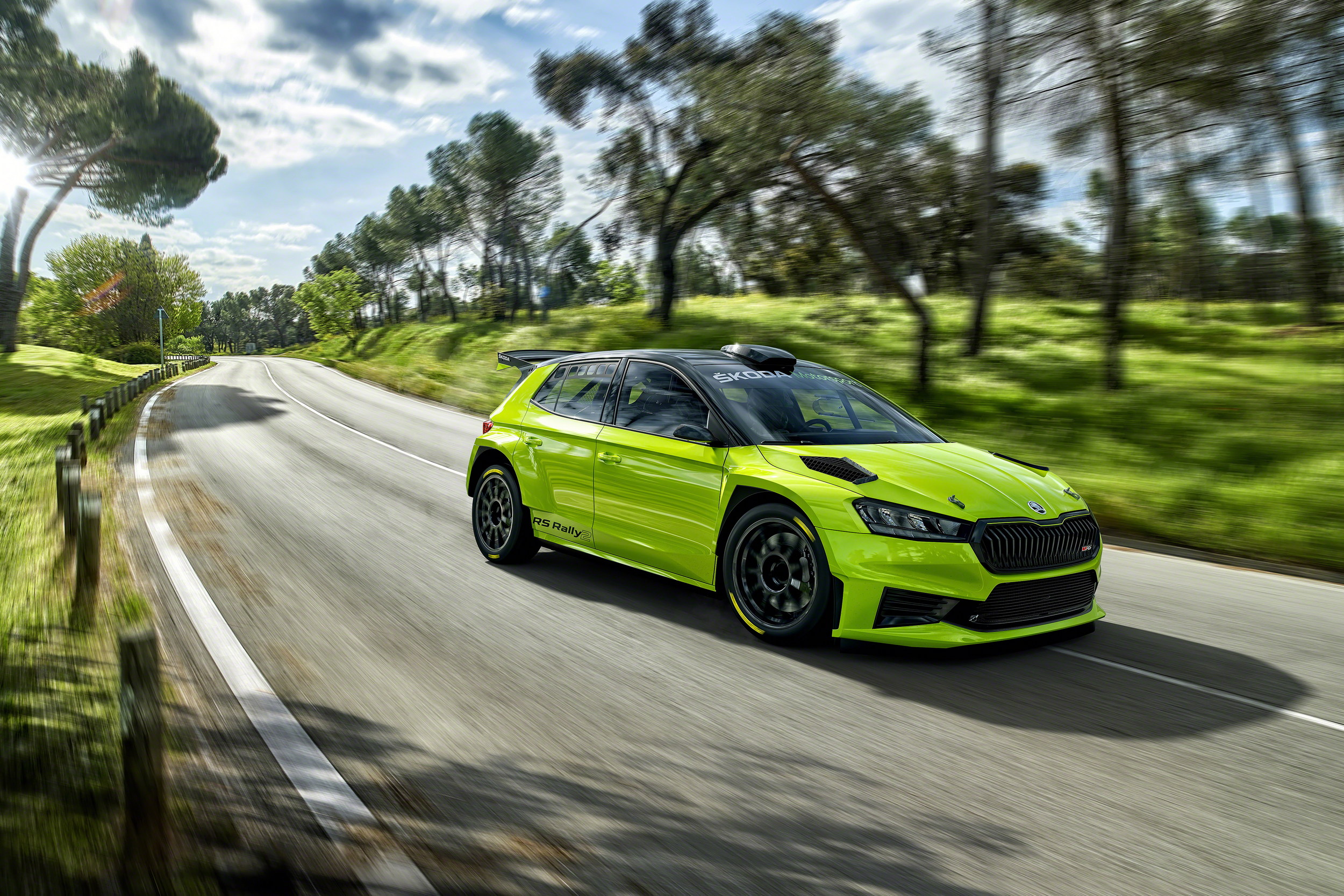 Download 2023 Skoda Fabia RS Rally2 - Front Three-Quarter HD Wallpaper 2500x1667 #1