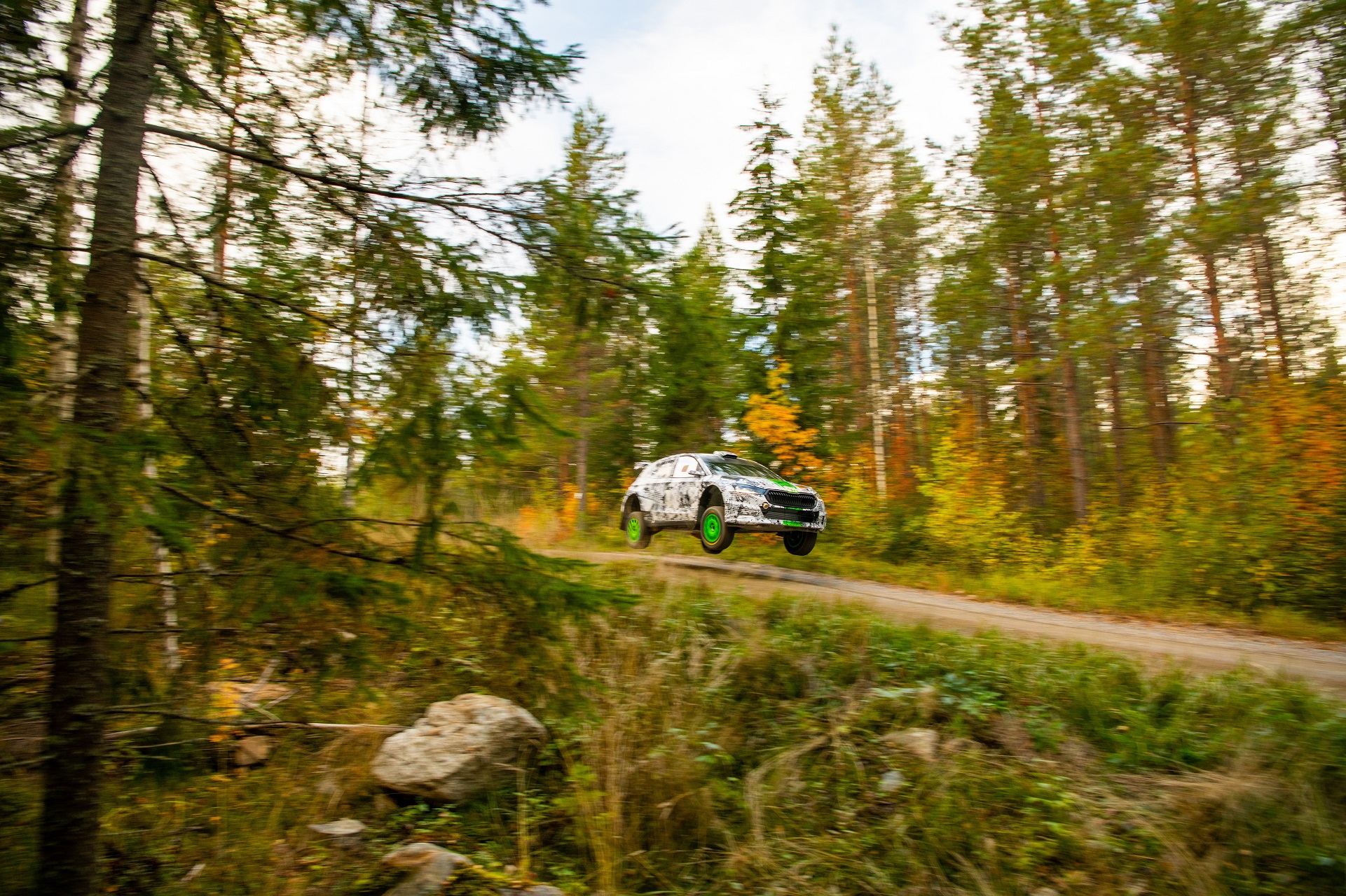 Download 2023 Skoda Fabia RS Rally2 - Off-Road HD Wallpaper 1921x1280 #71