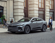 Download 2023 Toyota Crown Crossover Limited HD Wallpapers and Backgrounds