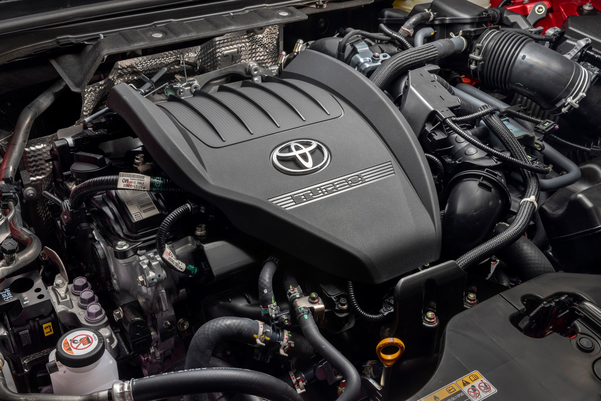 Download 2023 Toyota Crown Crossover Platinum - Engine HD Wallpaper 1920x1281 #5