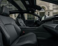 2023 Toyota Crown Crossover Platinum - Interior, Front Seats Wallpaper 190x150