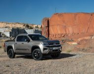 2023 Volkswagen Amarok - Front Three-Quarter Wallpaper 190x150