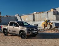 2023 Volkswagen Amarok - Front Three-Quarter Wallpaper 190x150