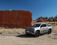2023 Volkswagen Amarok - Front Three-Quarter Wallpaper 190x150