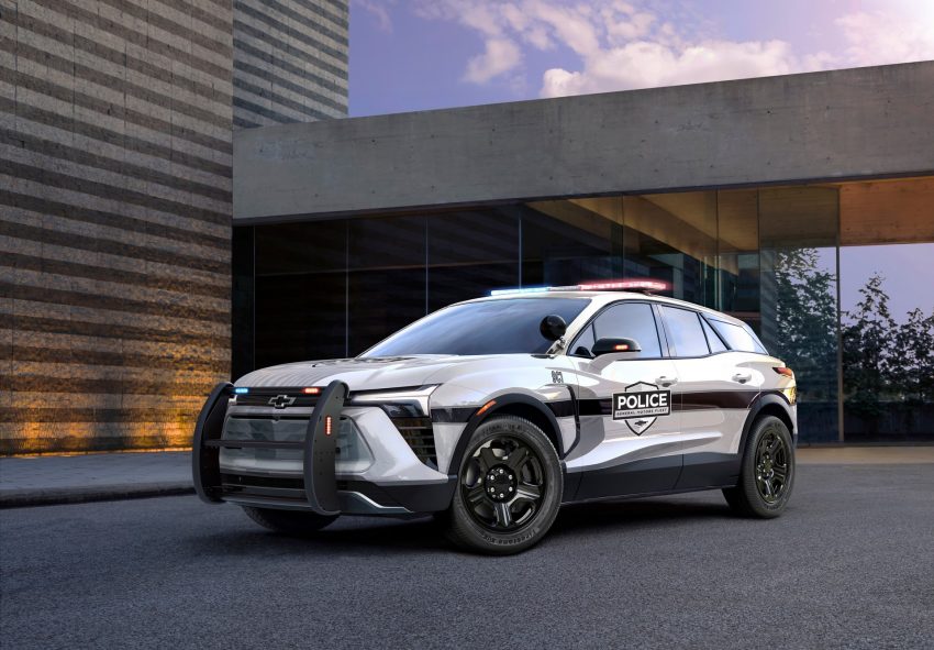 2024 Chevrolet Blazer EV Police Pursuit Vehicle - Front Three-Quarter Wallpaper 850x591 #3