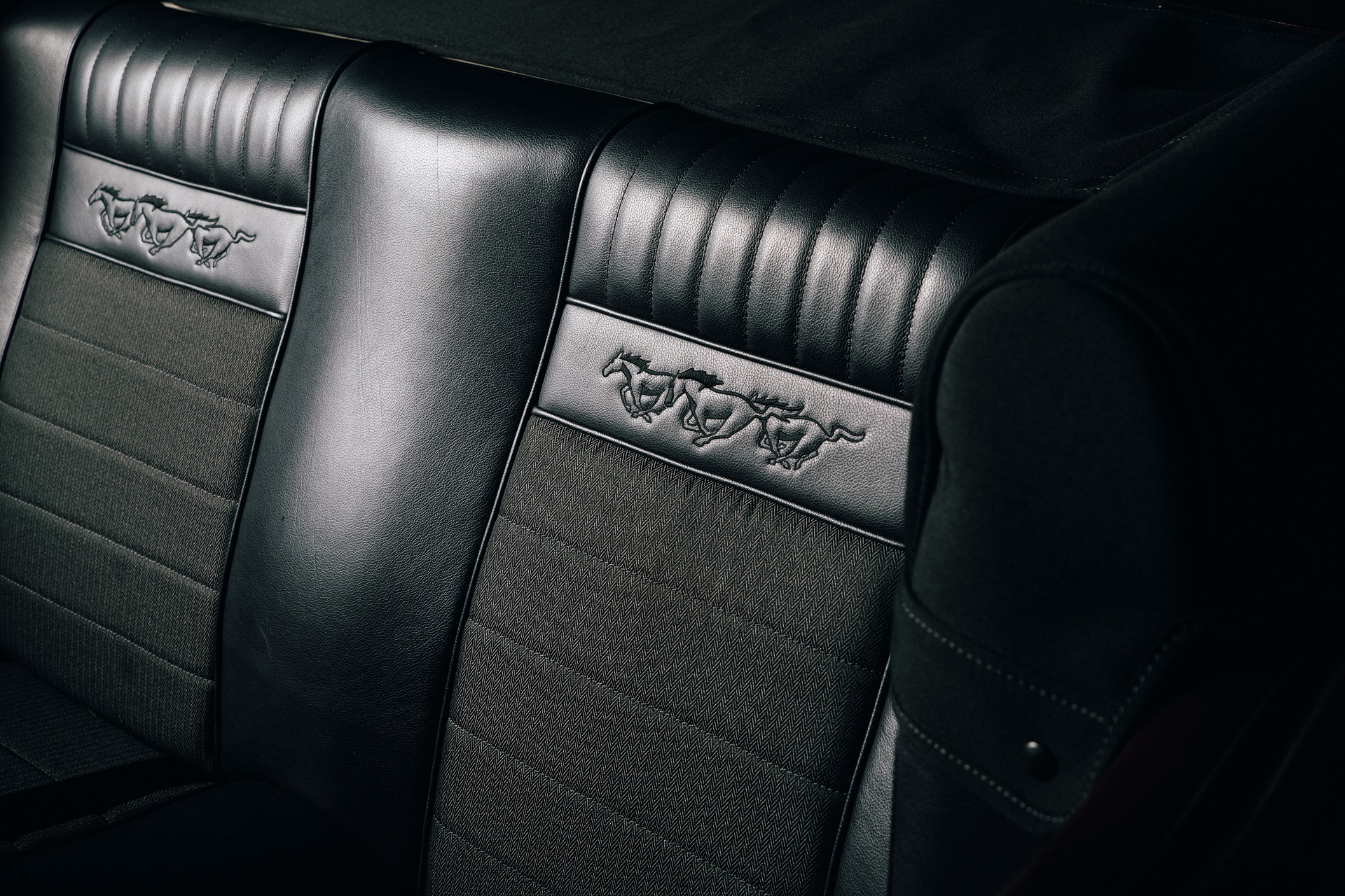 Download 1964 Ford Mustang Convertible CAGED by Ringbrothers - Interior, Seats HD Wallpaper 1920x1280 #11
