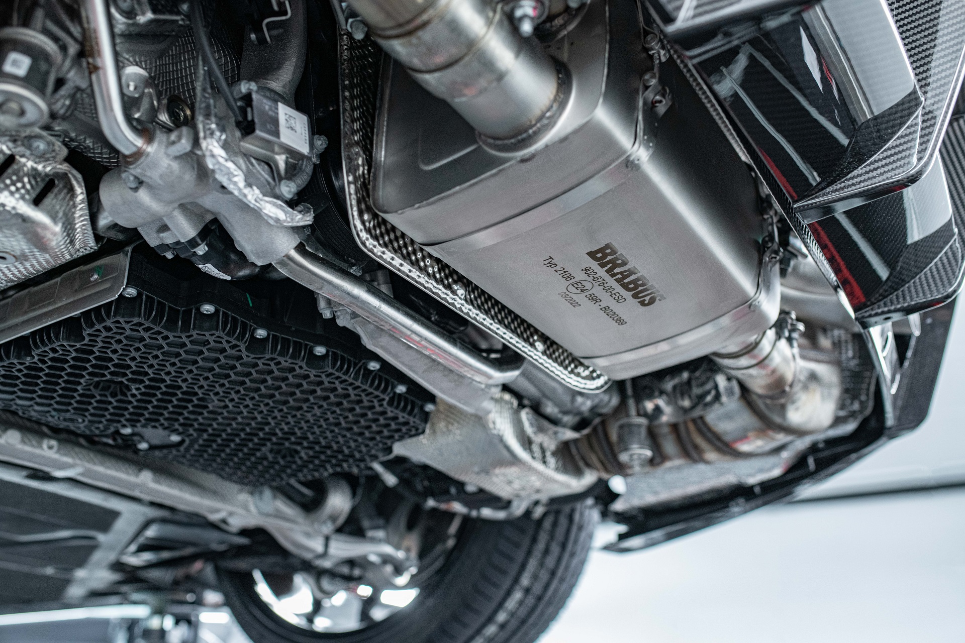 Download 2022 Brabus 820 based on Porsche 911 Turbo S Cabriolet - Detail HD Wallpaper 1920x1280 #79