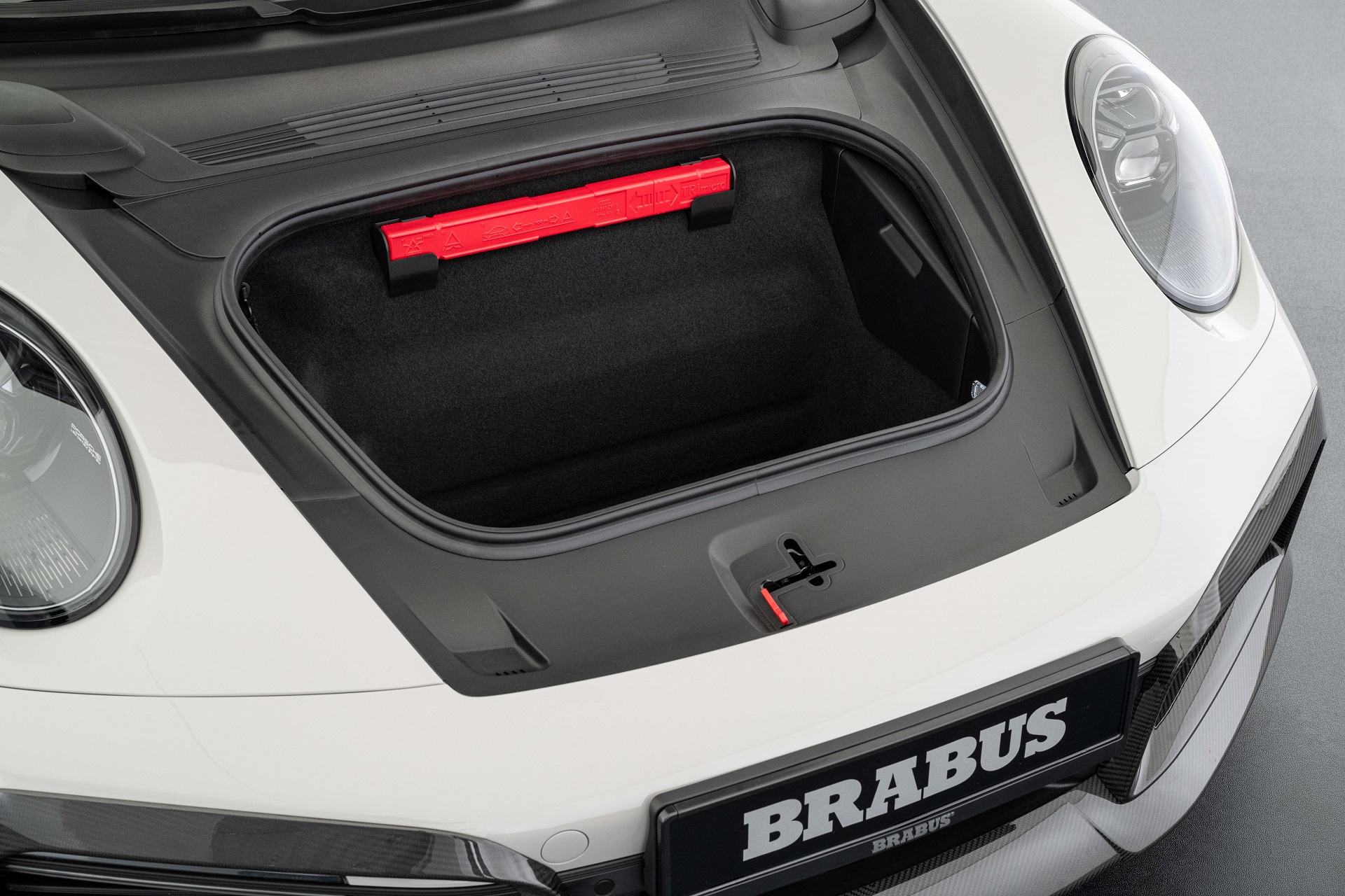 Download 2022 Brabus 820 based on Porsche 911 Turbo S Cabriolet - Front Storage Compartment HD Wallpaper 1920x1280 #55