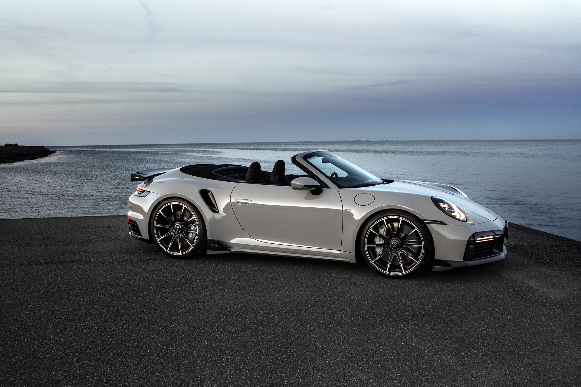 Download 2022 Brabus 820 based on Porsche 911 Turbo S Cabriolet - Front Three-Quarter HD Wallpaper 1920x1280 #41