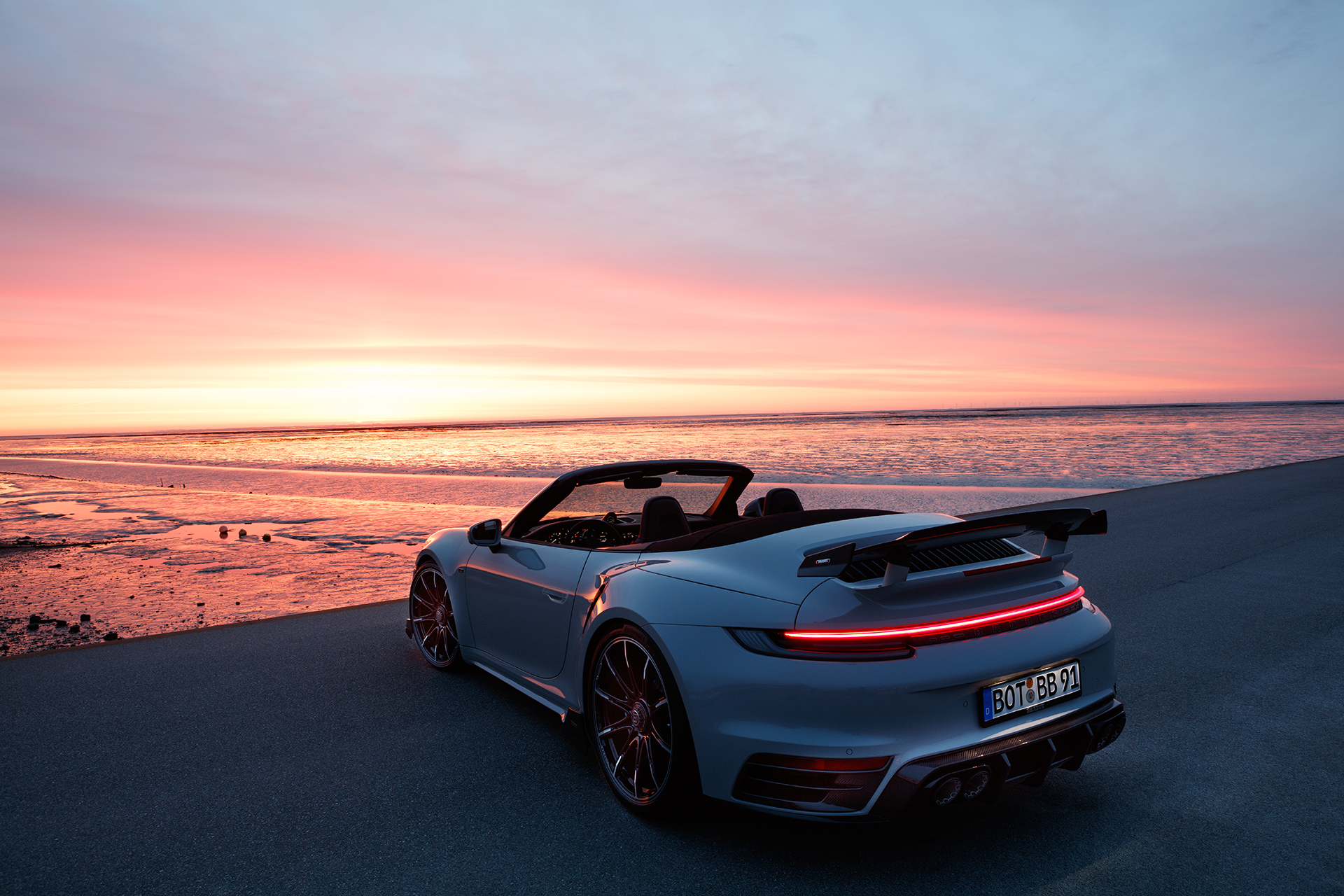 Download 2022 Brabus 820 based on Porsche 911 Turbo S Cabriolet - Rear Three-Quarter HD Wallpaper 1920x1280 #50