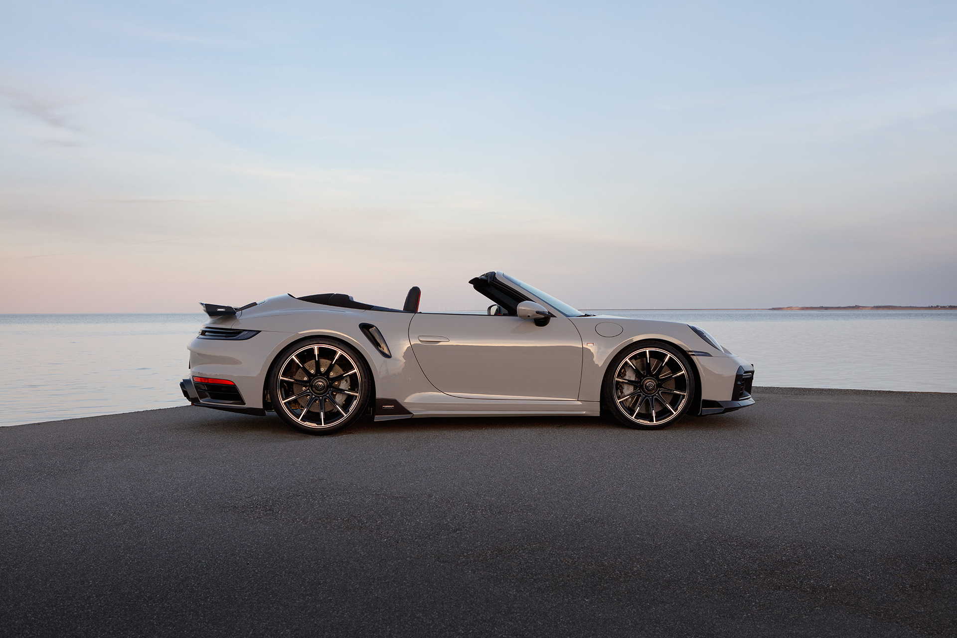 Download 2022 Brabus 820 based on Porsche 911 Turbo S Cabriolet - Side HD Wallpaper 1920x1280 #26