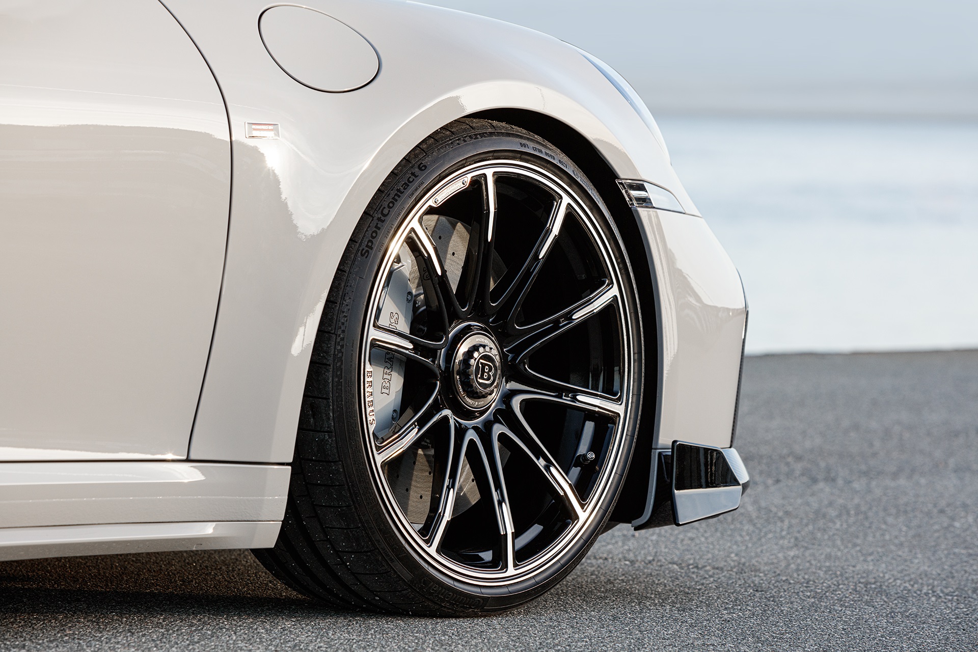 Download 2022 Brabus 820 based on Porsche 911 Turbo S Cabriolet - Wheel HD Wallpaper 1920x1280 #53