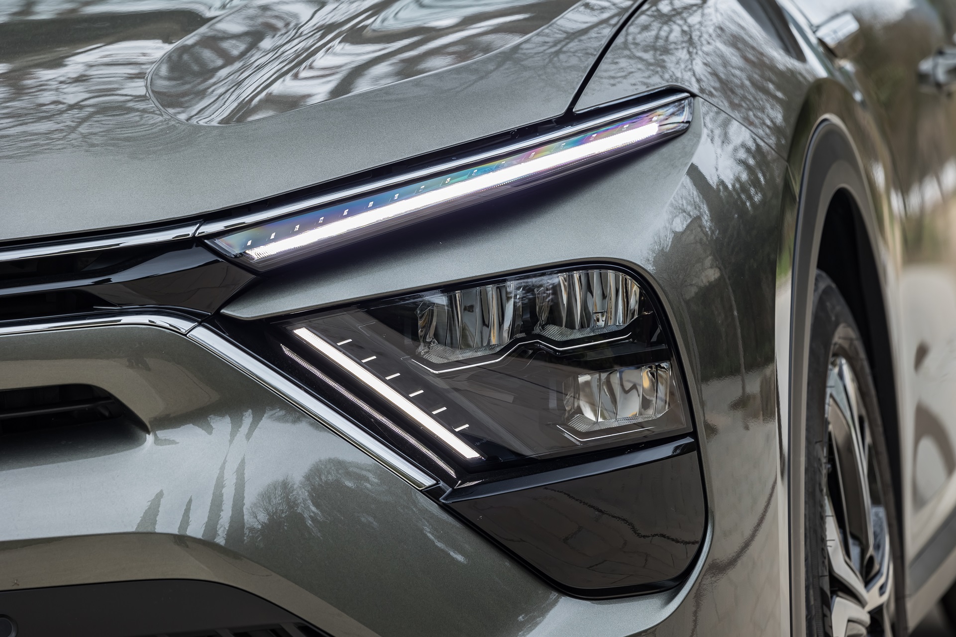 Download 2022 Citroën C5 X Hybrid - Headlight HD Wallpaper 1921x1280 #11